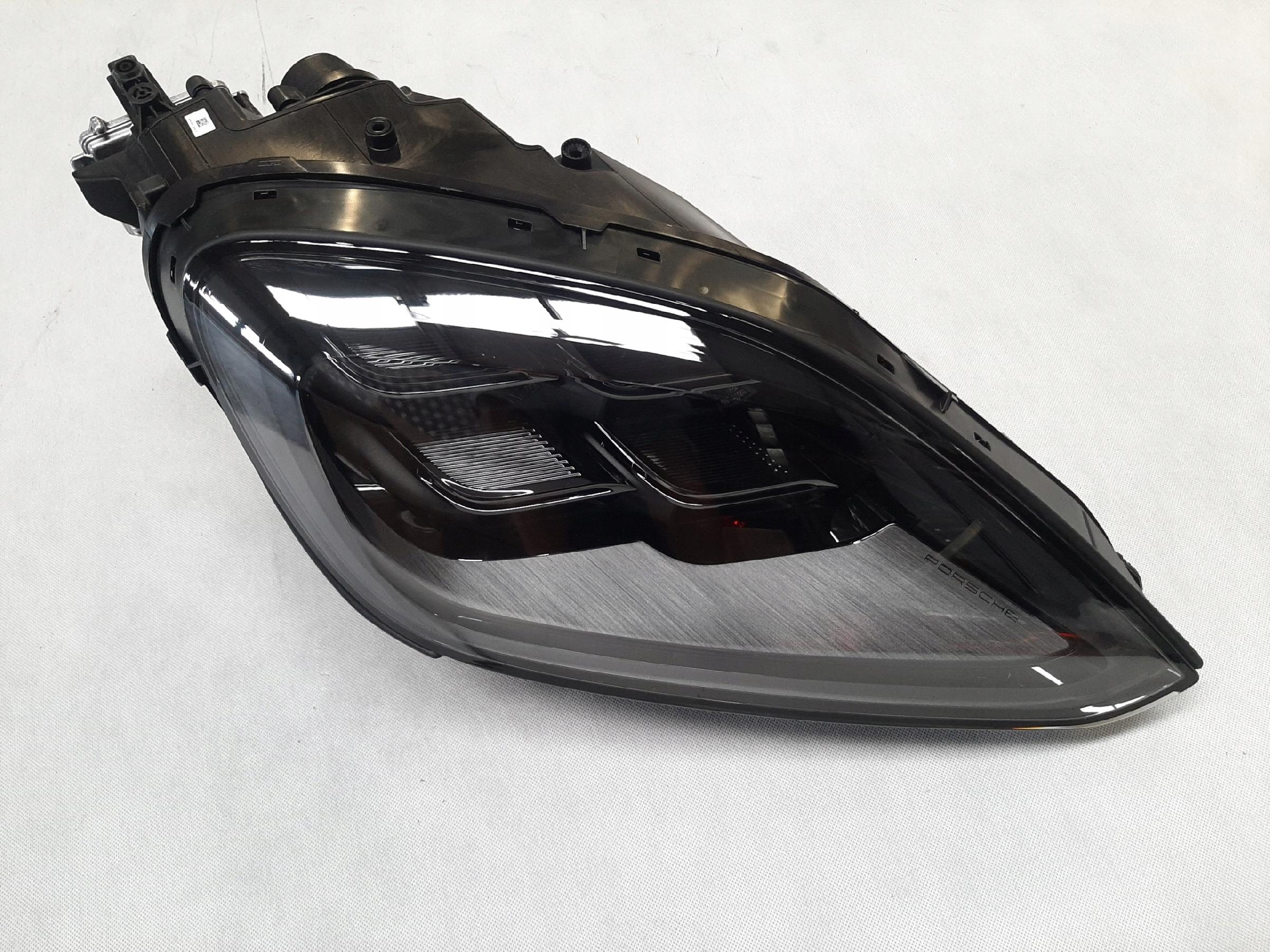 PORSCHE CAYENNE III LIFT LAMPA REFLEKTOR PRAWY PRZÓD PRZEDNI LED 9Y0941086T