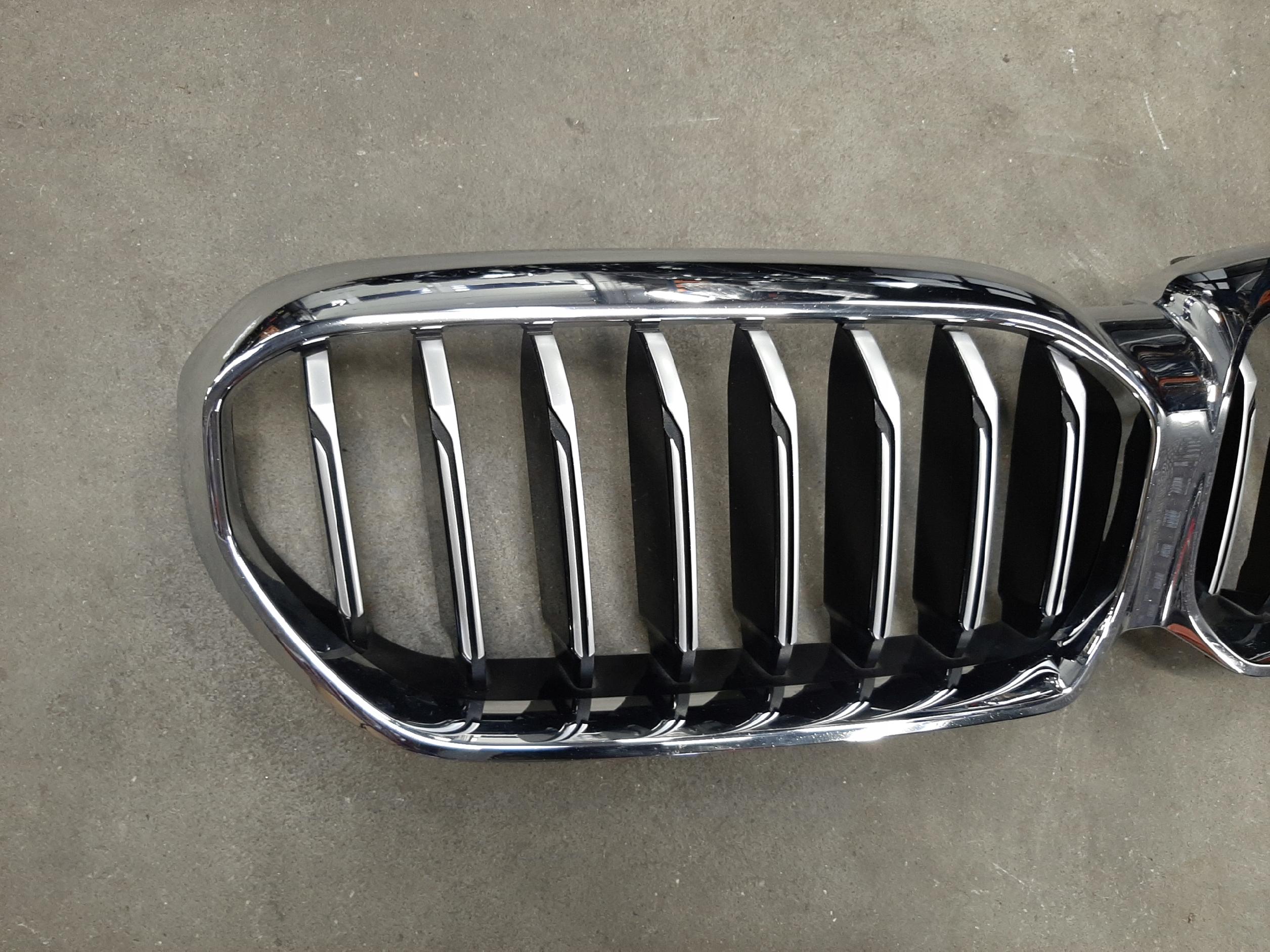 BMW seria 5 G30 G31 G38 Nerki kratki zderzaka atrapa 3185178 - obrazek 2