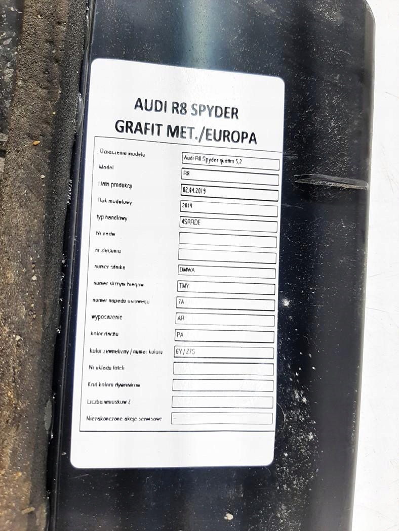 AUDI R8 II SPYDER QUATTRO 5.2 FSI 2018- WYKŁADZINA BAGAŻNIKA 4S0863362D - obrazek 6