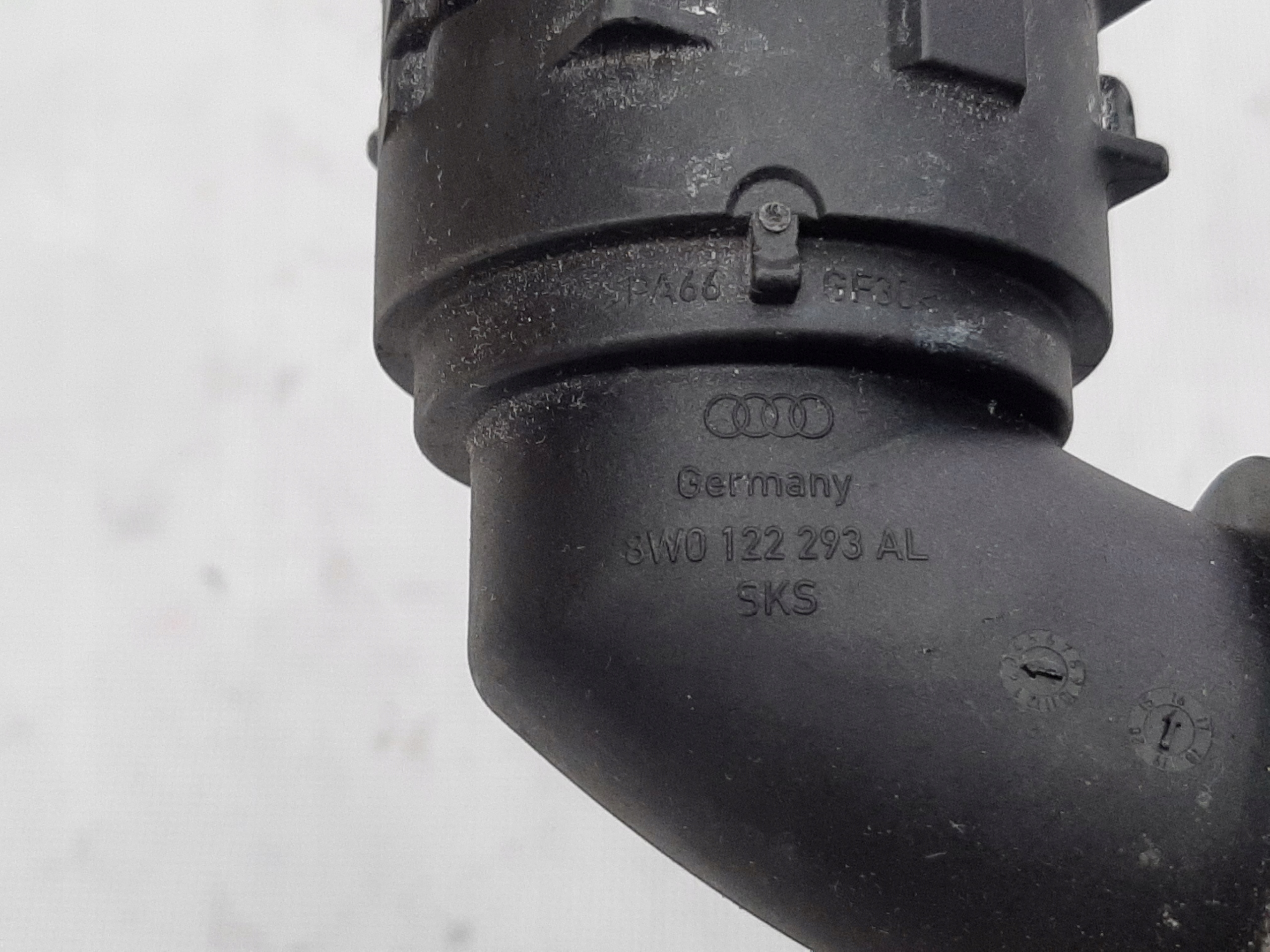 AUDI A4 B9 A5 F5 2015- PRZEWÓD WODY CIECZY CHŁODZĄCEJ 8W0122055AM - obrazek 4