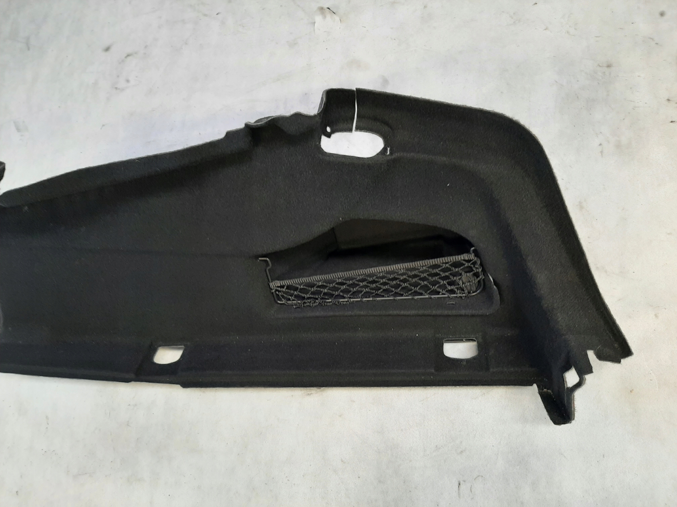 AUDI A6 C7 LIFT 2014- BOCZEK TAPICERKA BAGAŻNIKA PRAWY TYŁ 4G5863888D - obrazek 2