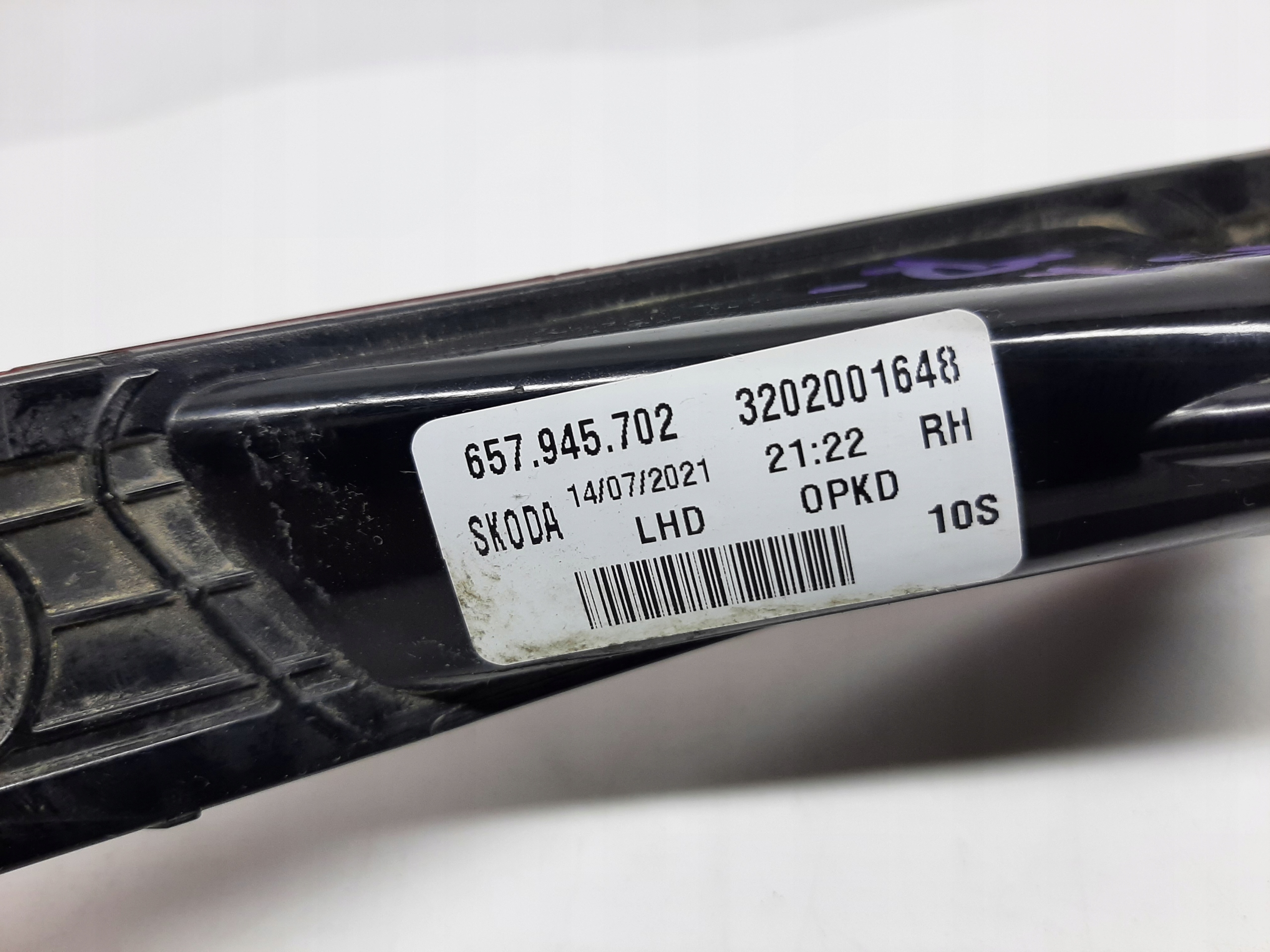 SKODA SCALA ODBLASK ZDERZAKA TYŁ TYLNY PRAWY 657945702 - obrazek 4