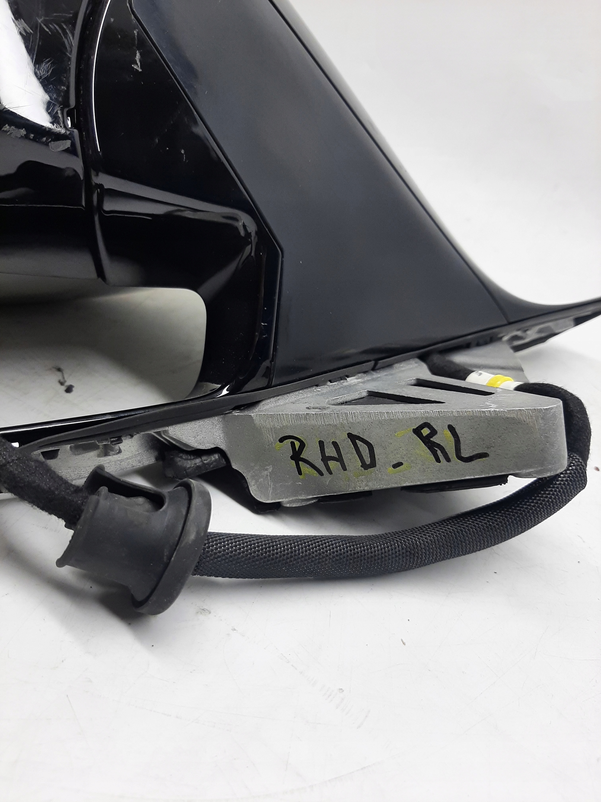BMW iX i20 LUSTERKO ZEWNĘTRZNE PRAWE 9 + 8 PIN KAMERA 00017987 - obrazek 4