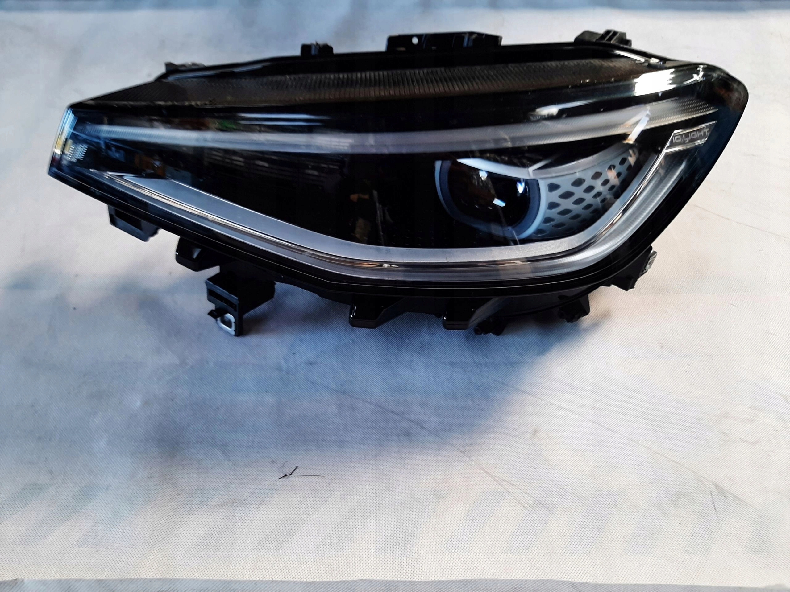 VW ID.4 REFLEKTOR LED LAMPA PRZÓD PRZEDNIA LEWA 11B941035M