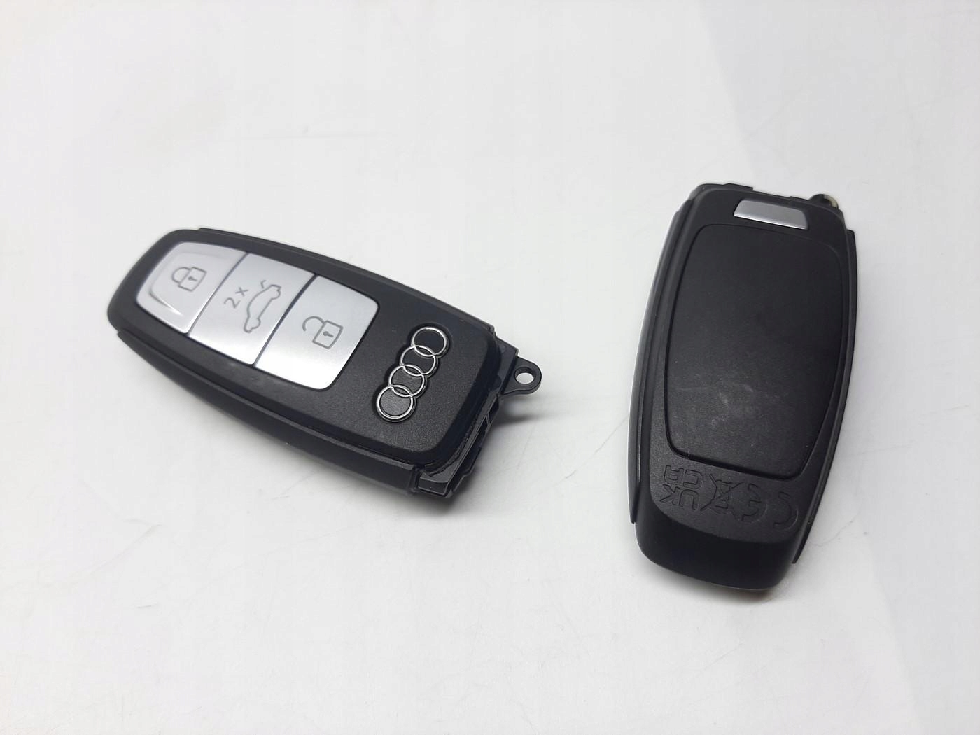 AUDI A6 C8 A7 C8 A8 D5 Q8 4M KOMPLET KLUCZY WKŁADKA PILOT ZESTAW 4M8800375B - obrazek 10