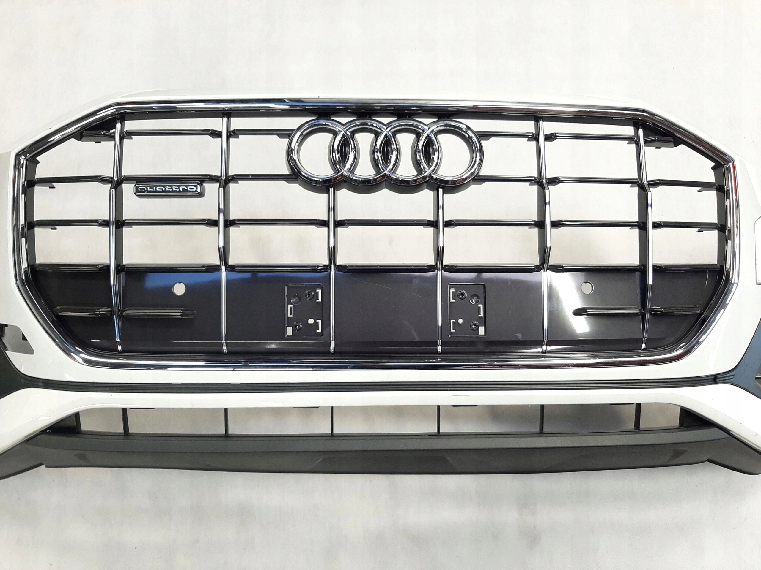 AUDI Q8 S-LINE ZDERZAK PRZEDNI PRZÓD 4M8807437