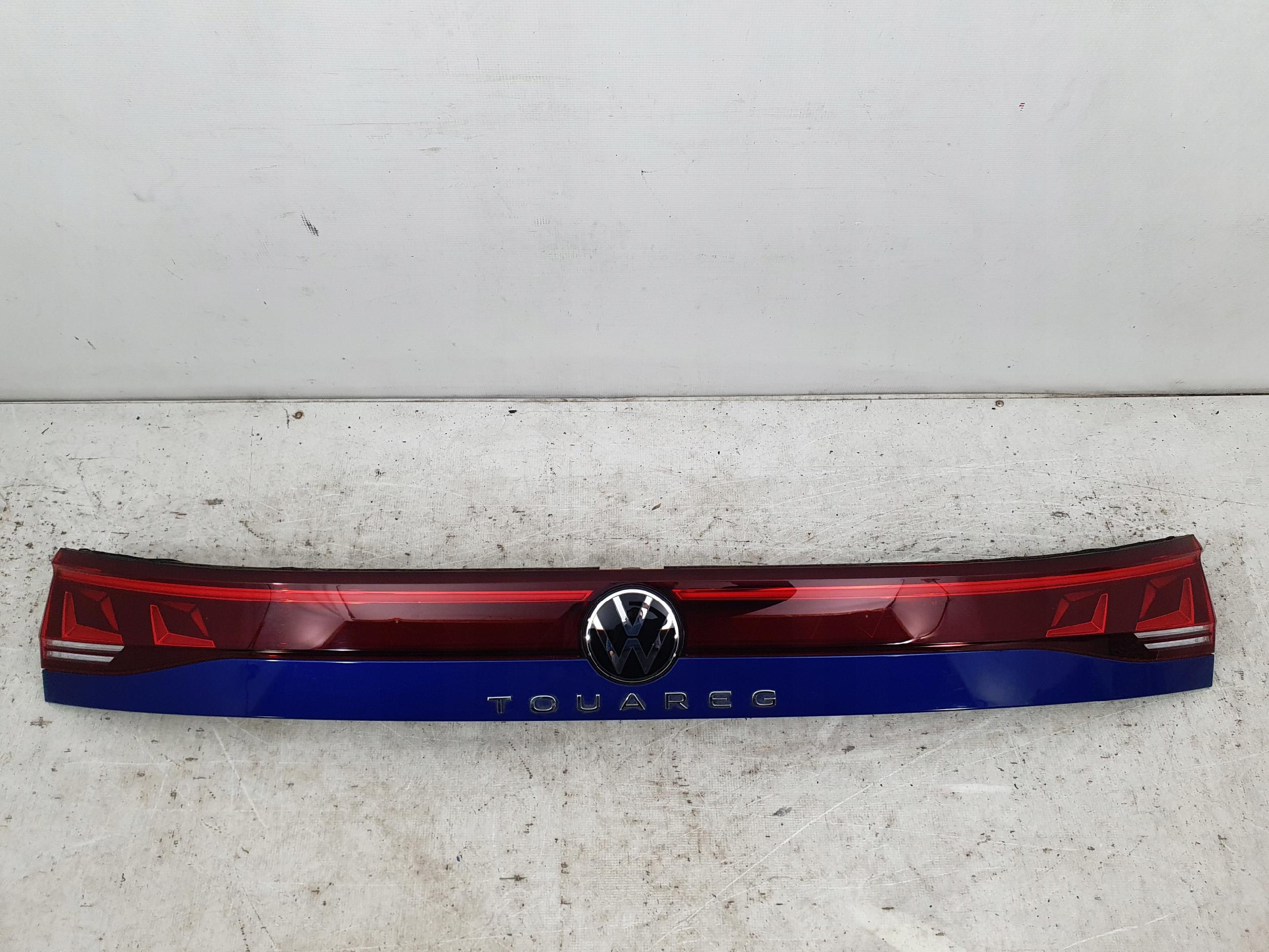 VW TOUAREG LAMPY TYŁ KOMPLET 760945208C 760945207C 760945307E