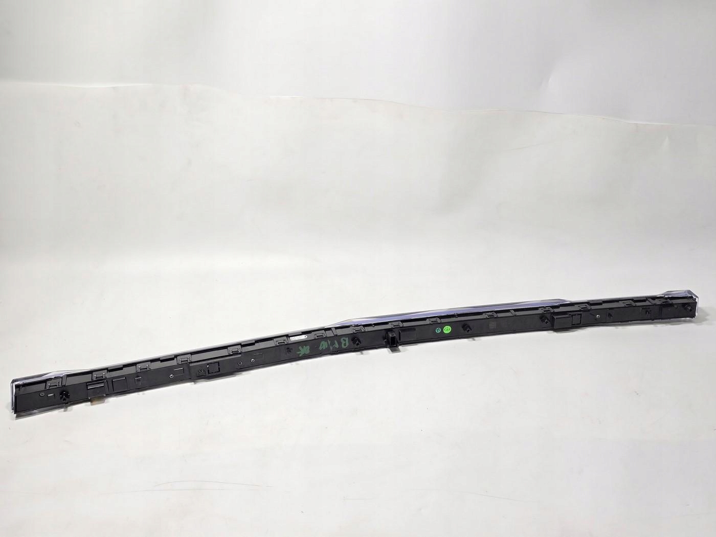 BMW i7 G70 LISTWA OZDOBNA PANEL PRZYCISK ŚWIATEŁ AWARYJNYCH 173138 5A7DCC0 - obrazek 8
