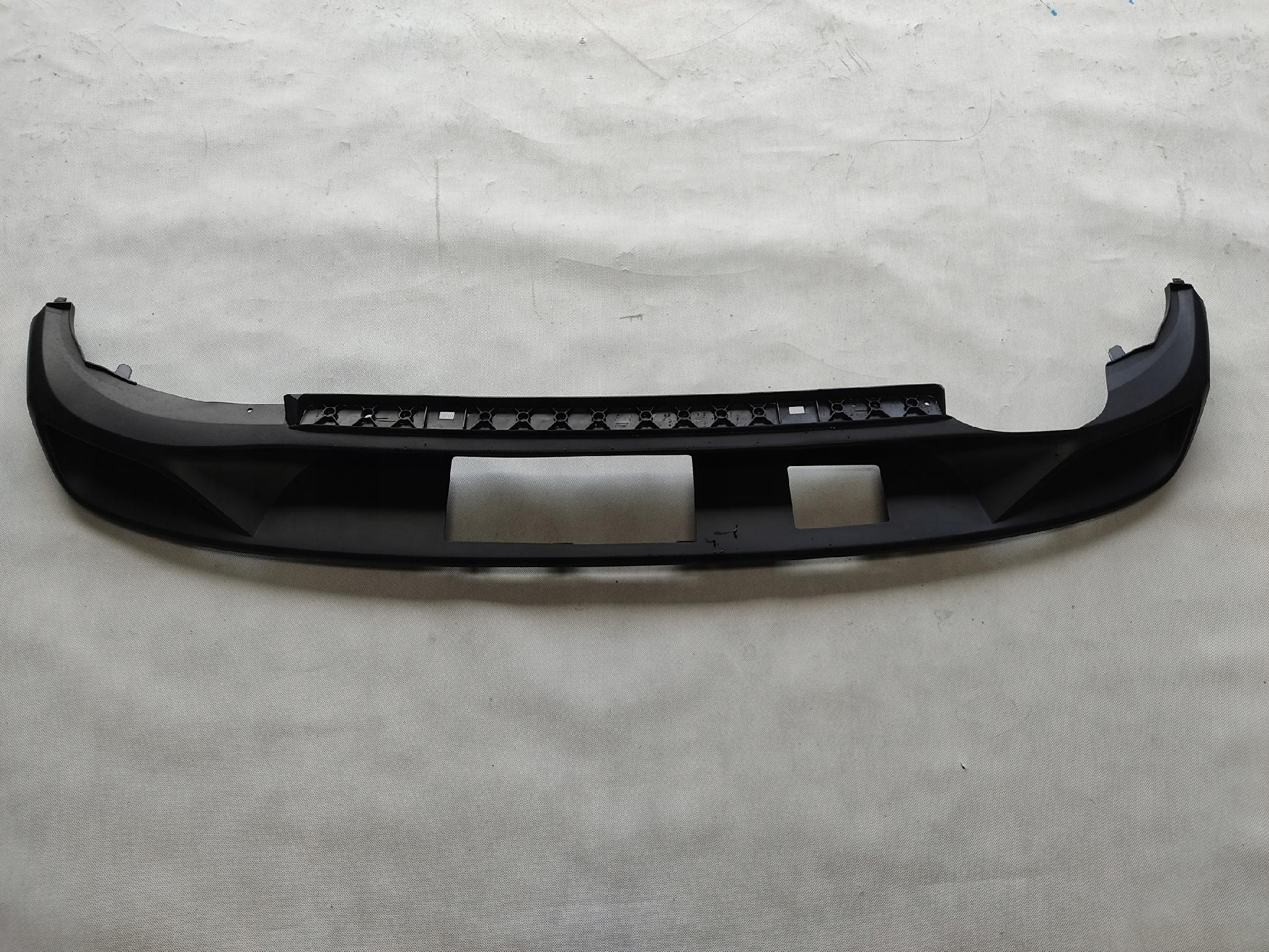 VW GOLF VIII KOMBI 2019- SPOILER LL.2 DYFUZOR ZDERZAKA TYŁ 5H9807568