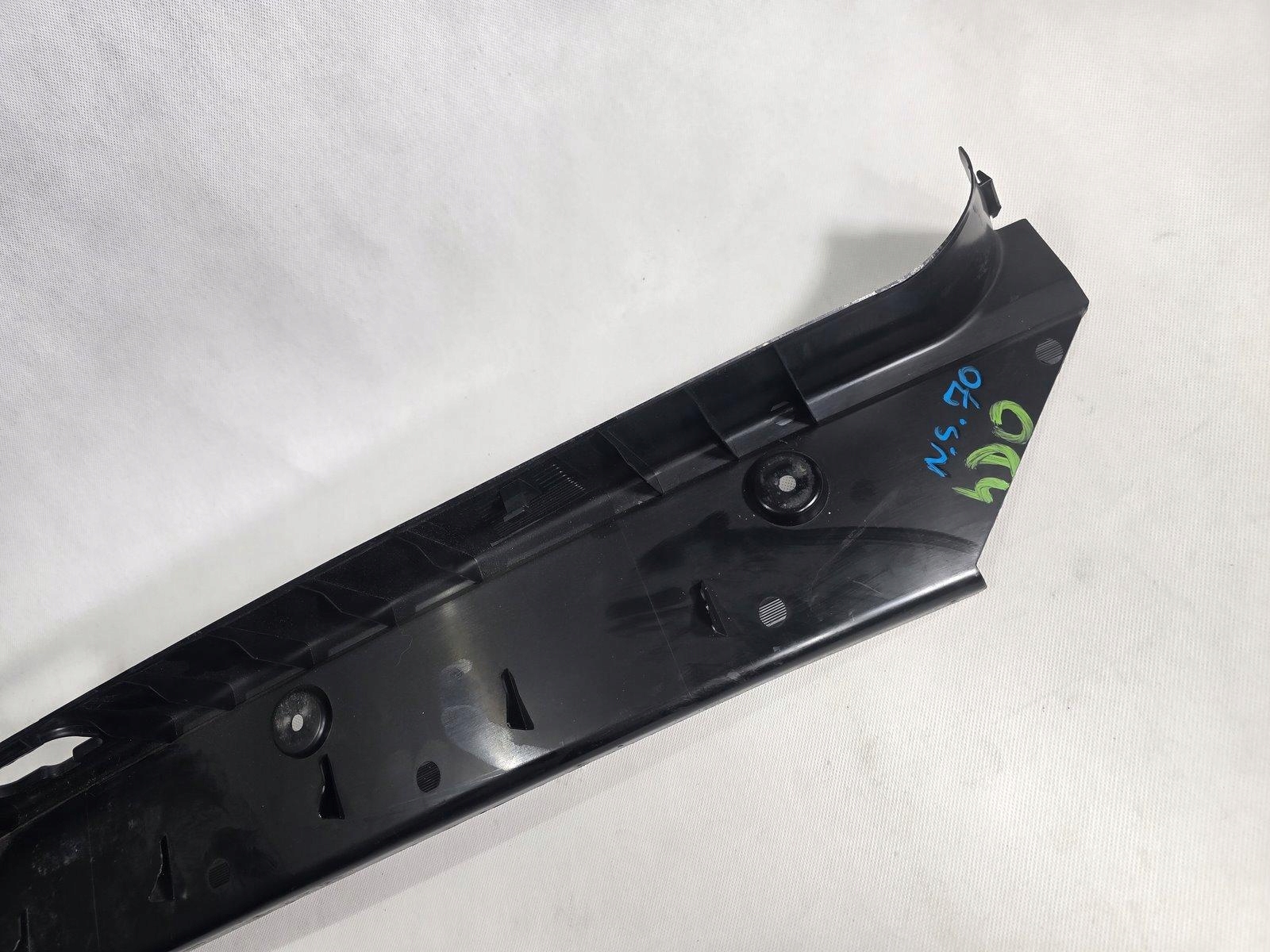 AUDI A8 D2 OSŁONA PASA TYLNEGO TYŁ MASKOWNICA 4D0863485A - obrazek 6