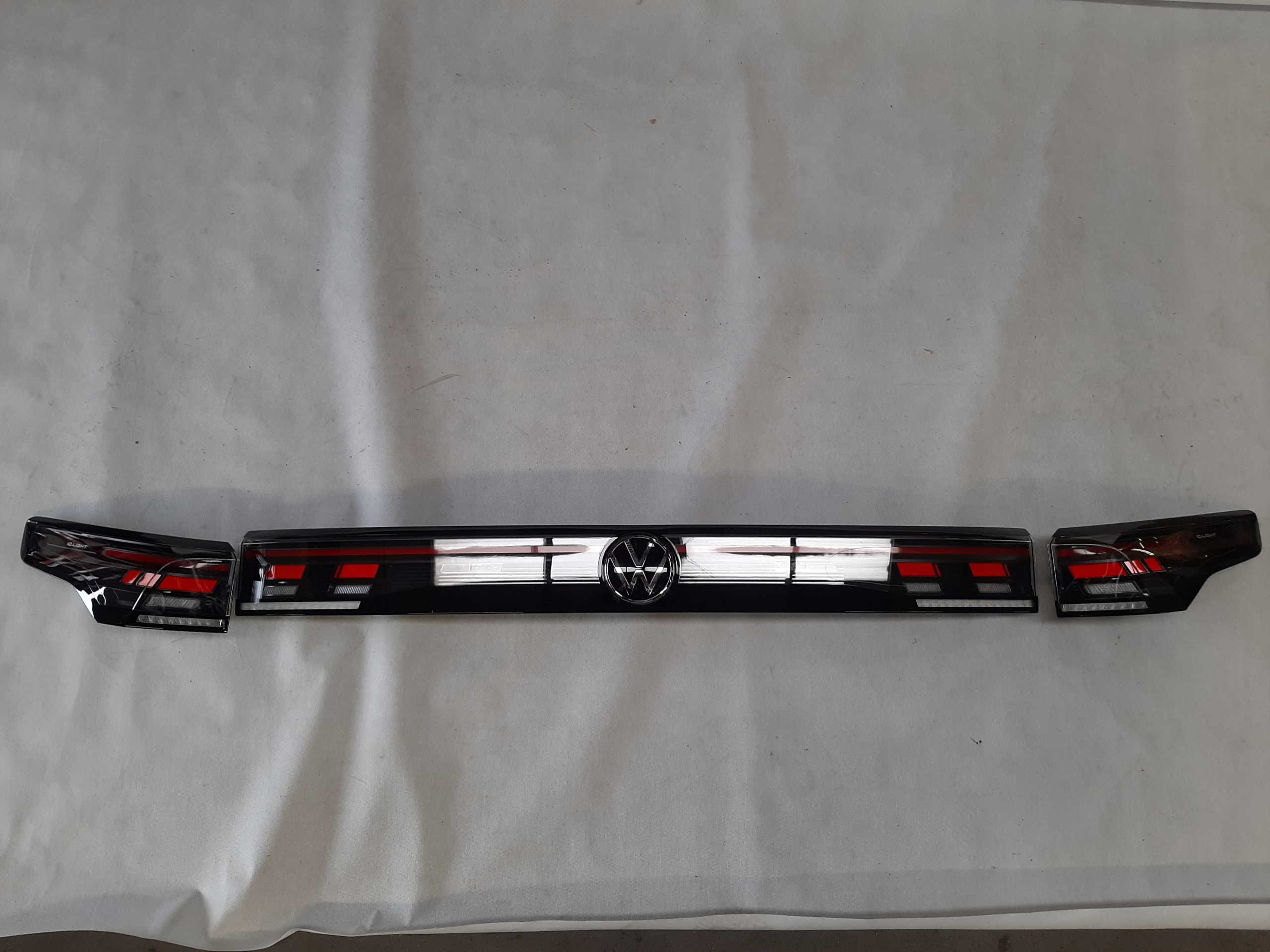 VW TIGUAN LAMPY TYŁ TYLNE KOMPLET 571945307A 571945208A 571945207C