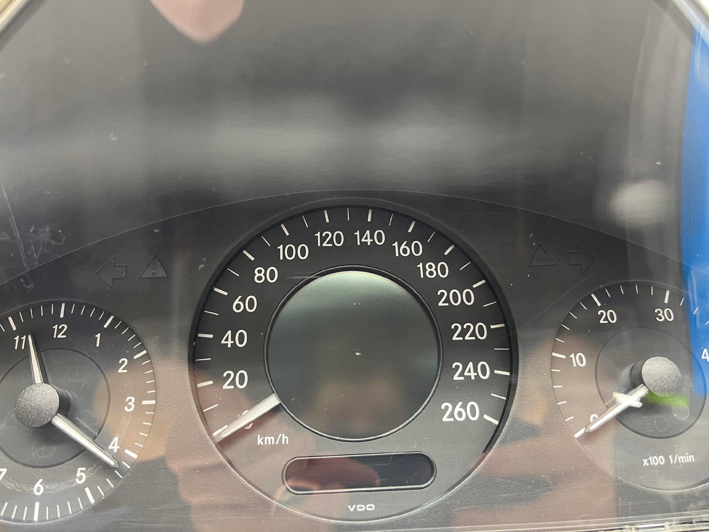 Mercedes E Klasa A211 W211 Wskaźniki licznik zegary A2115400347 - obrazek 5