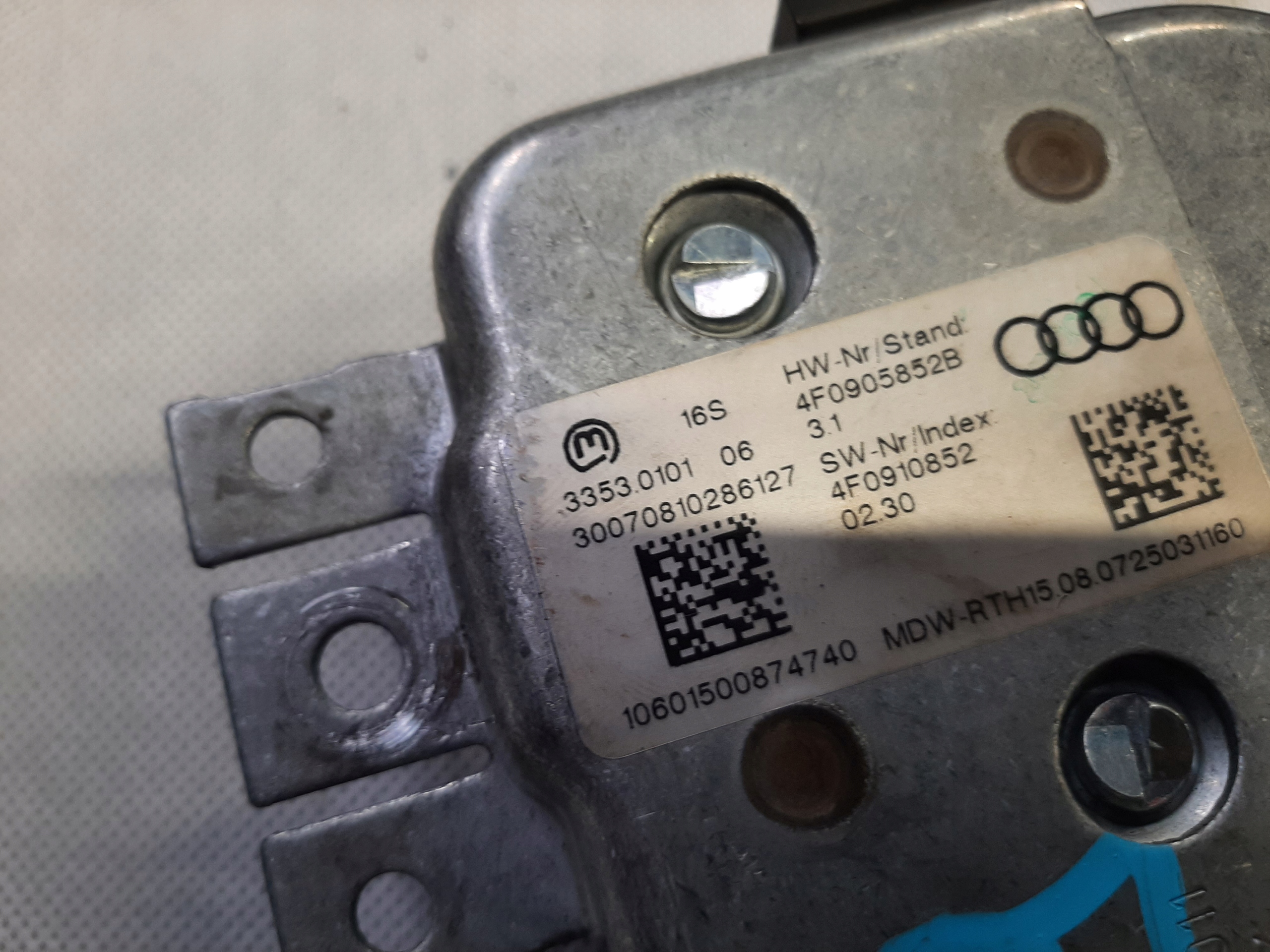 AUDI Q7 3.0 TDI 2005- BLOKADA KIEROWNICY RYGIEL 4F0905852B - obrazek 2
