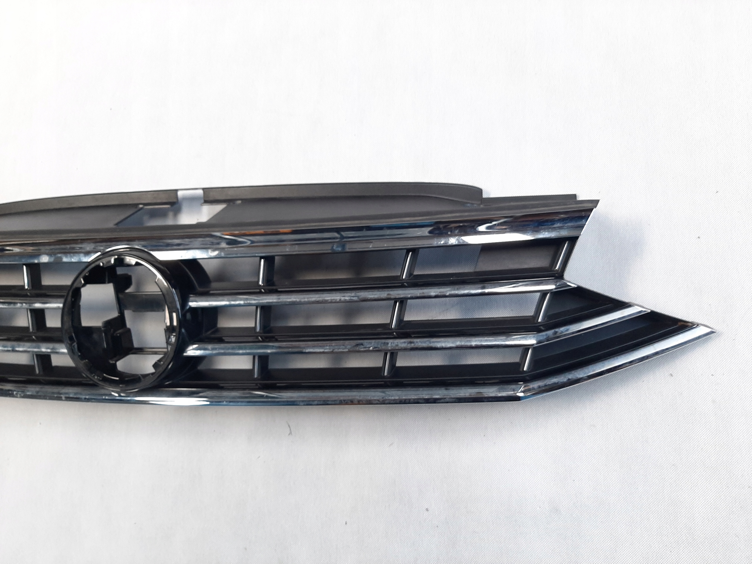 Volkswagen Passat B8 R-Line Lift Atrapa Grill 3G0853651DJ DE DG DH - obrazek 3