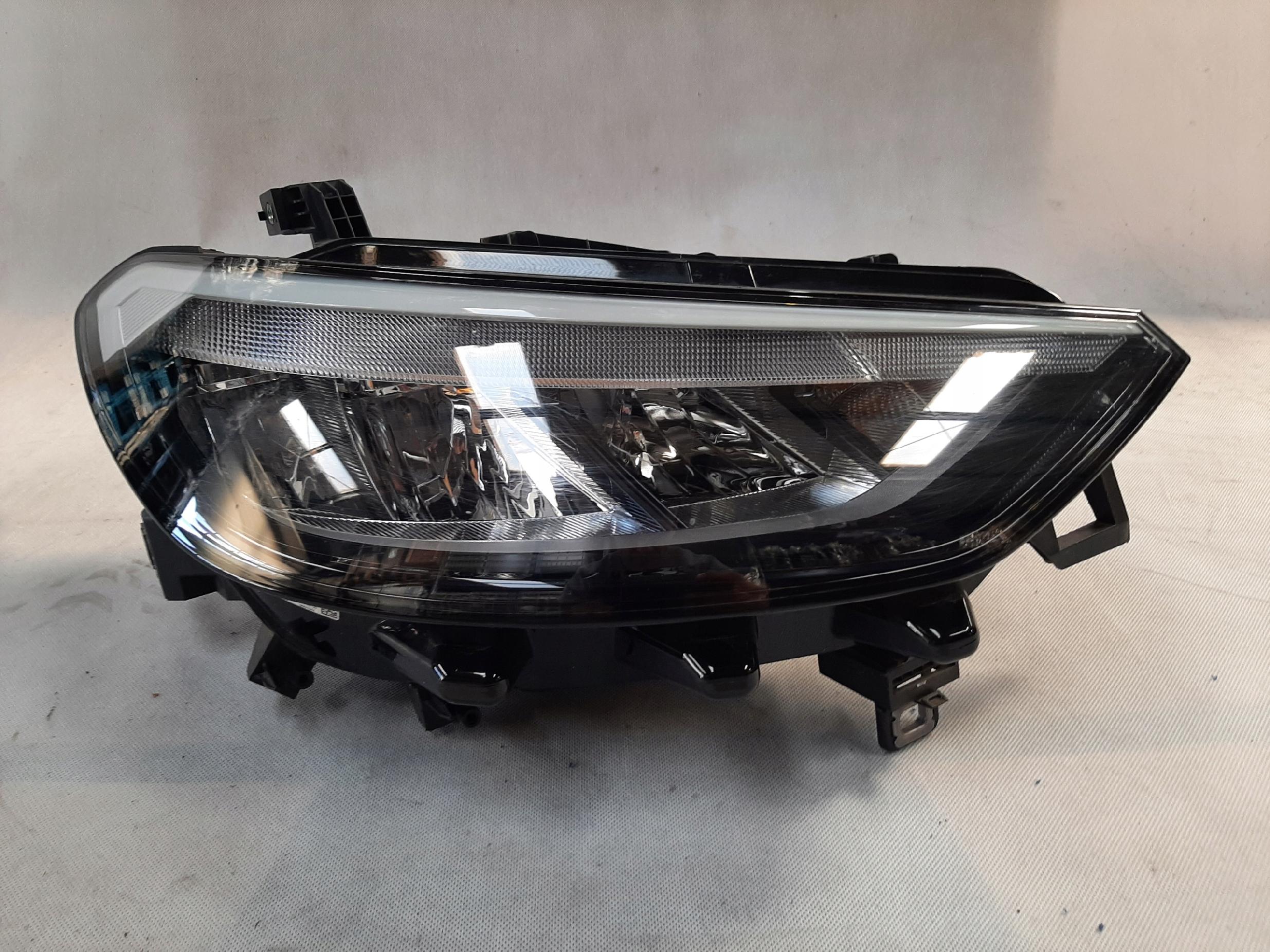 VW ID.3 REFLEKTOR LED LAMPA PRZÓD PRZEDNIA PRAWA 10B941006A