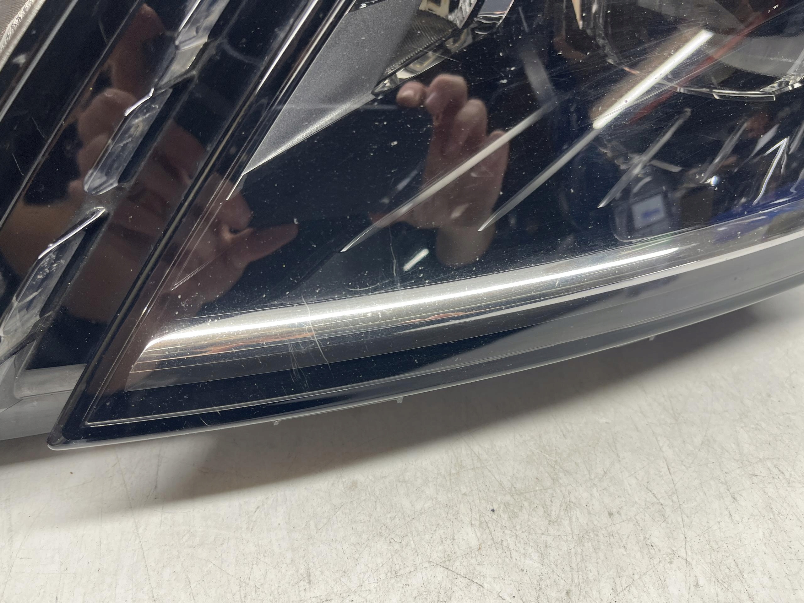 SKODA Octavia Reflektor Lampa Przód LEWY LED 5E1941015D - obrazek 4