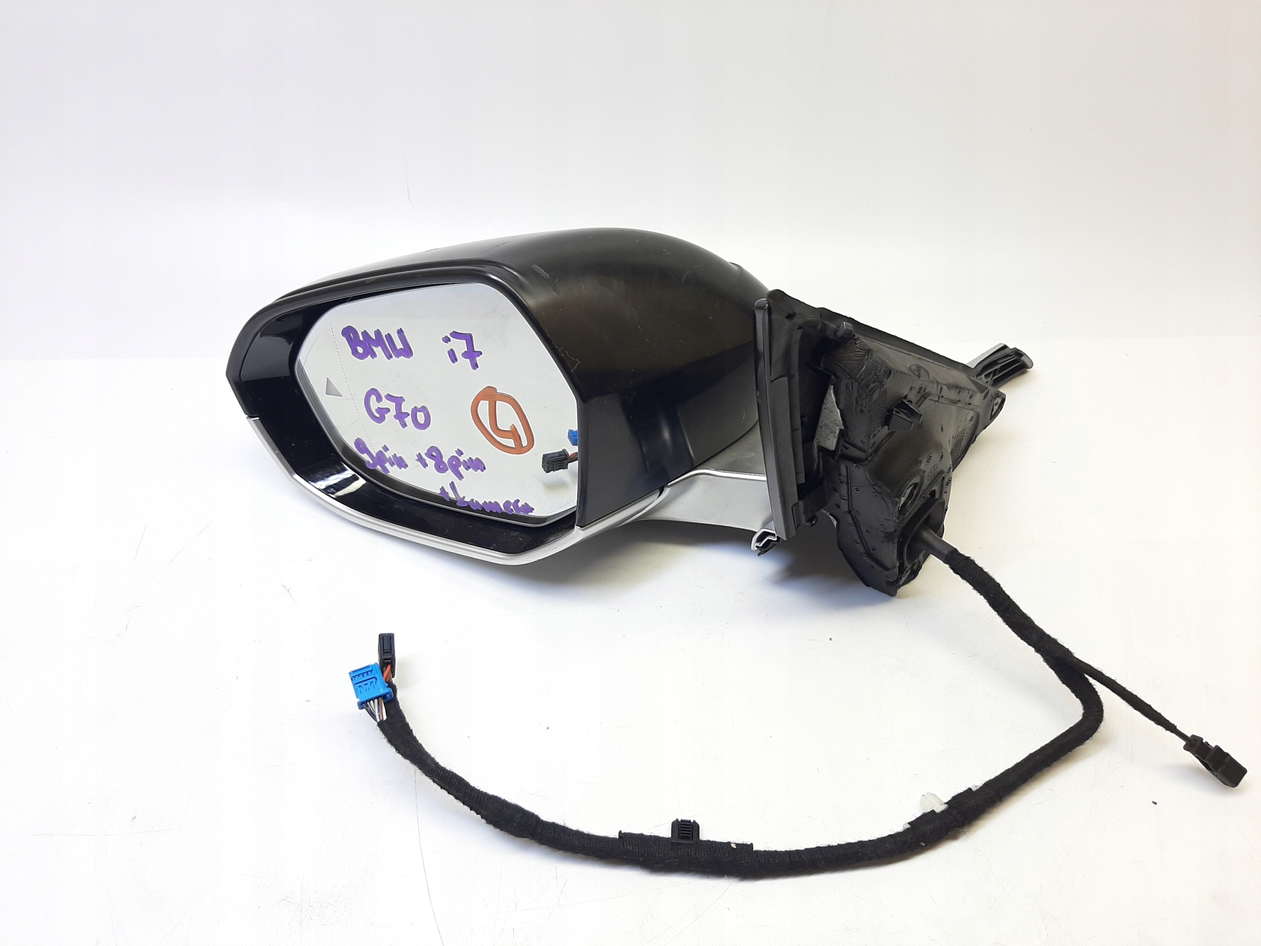 BMW i7 G70 LUSTERKO ZEWNĘTRZNE LEWE 9 + 8 PIN KAMERA 10802-100-01A