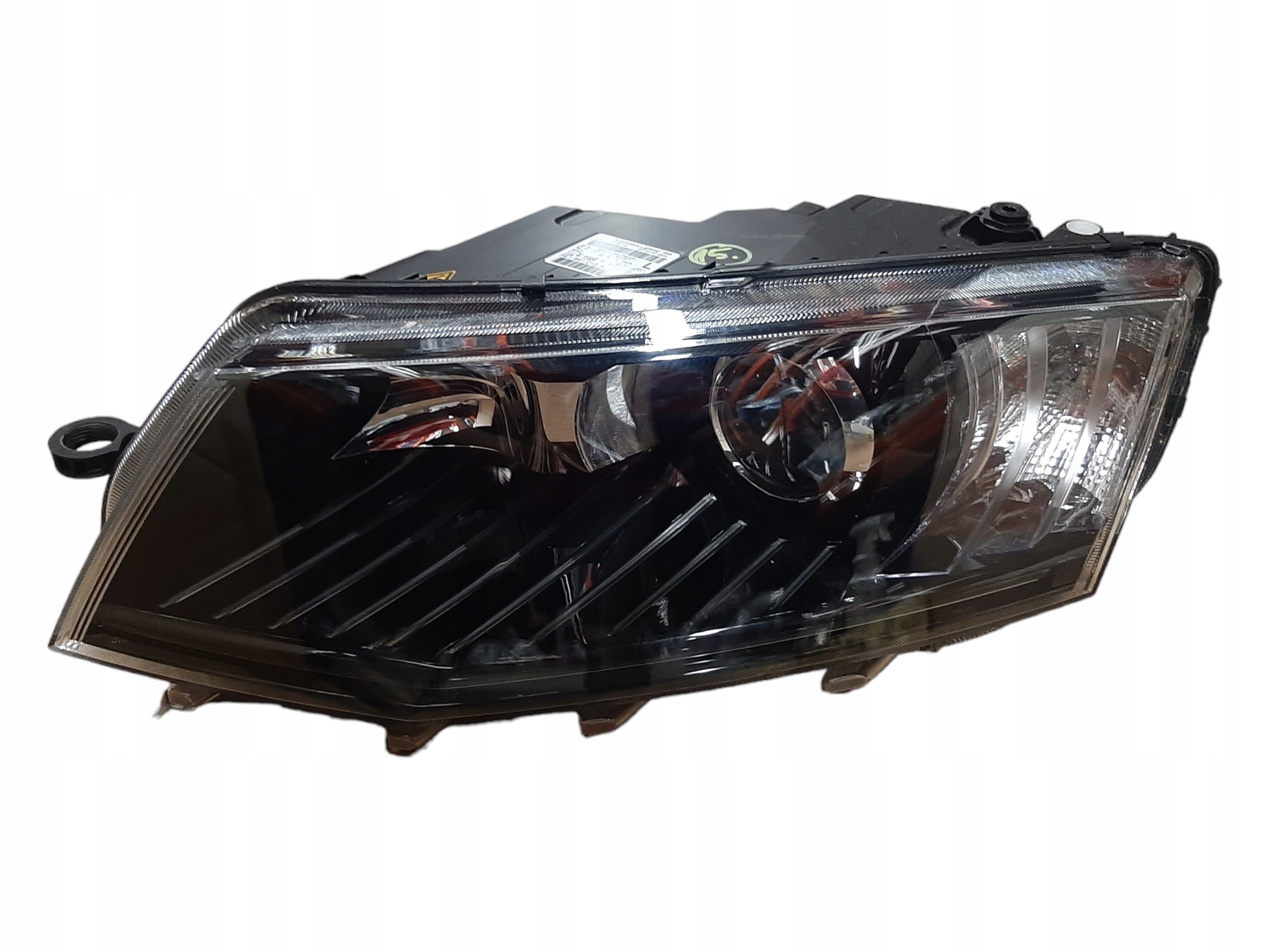 SKODA OCTAVIA 3 2014-2018 REFLEKTOR LAMPA LEWA XENON 5E1941015A - obrazek 2