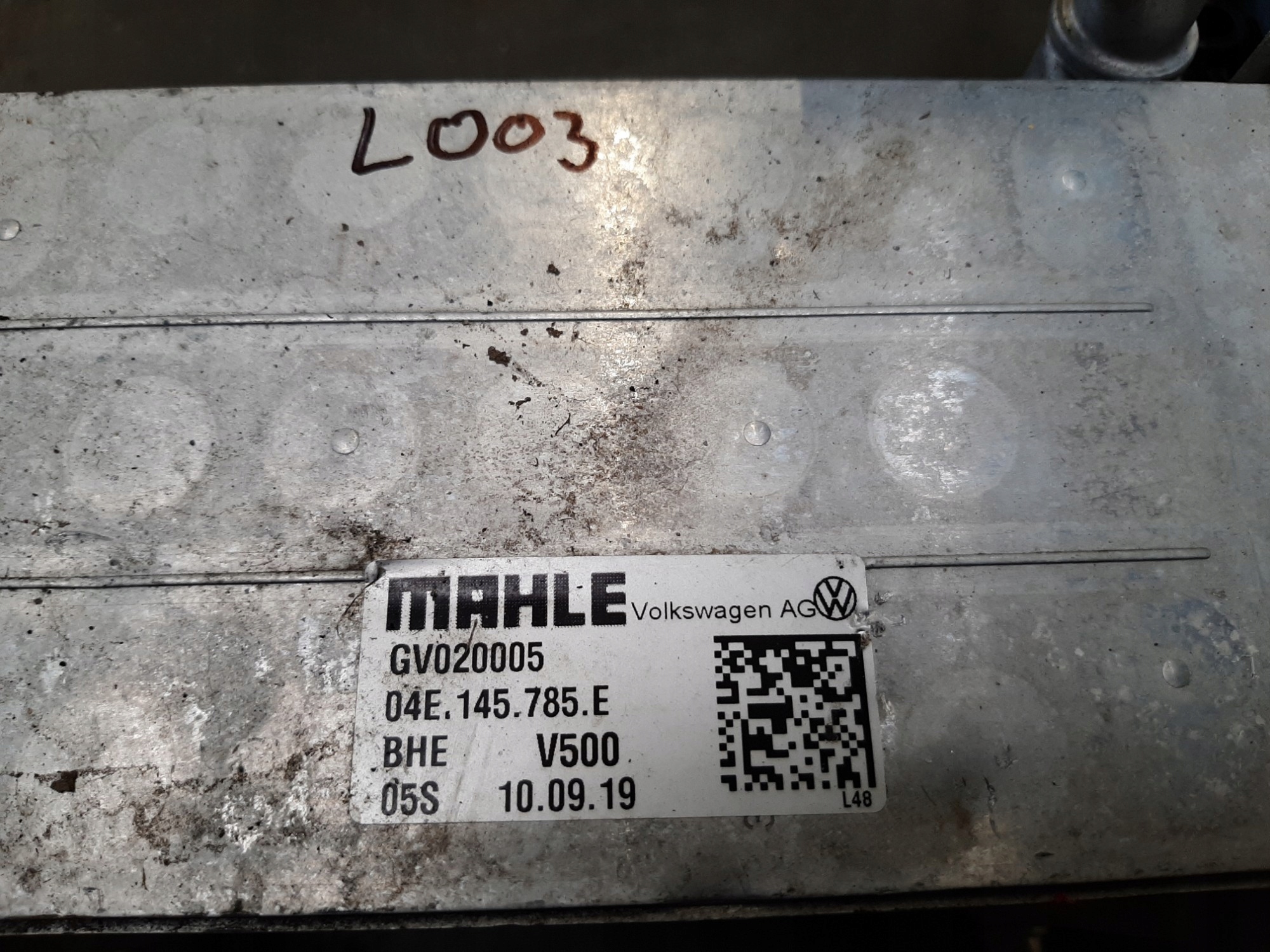 VW Skoda Seat Audi Intercooler Chłodnica Cooler 04E145785E - obrazek 3