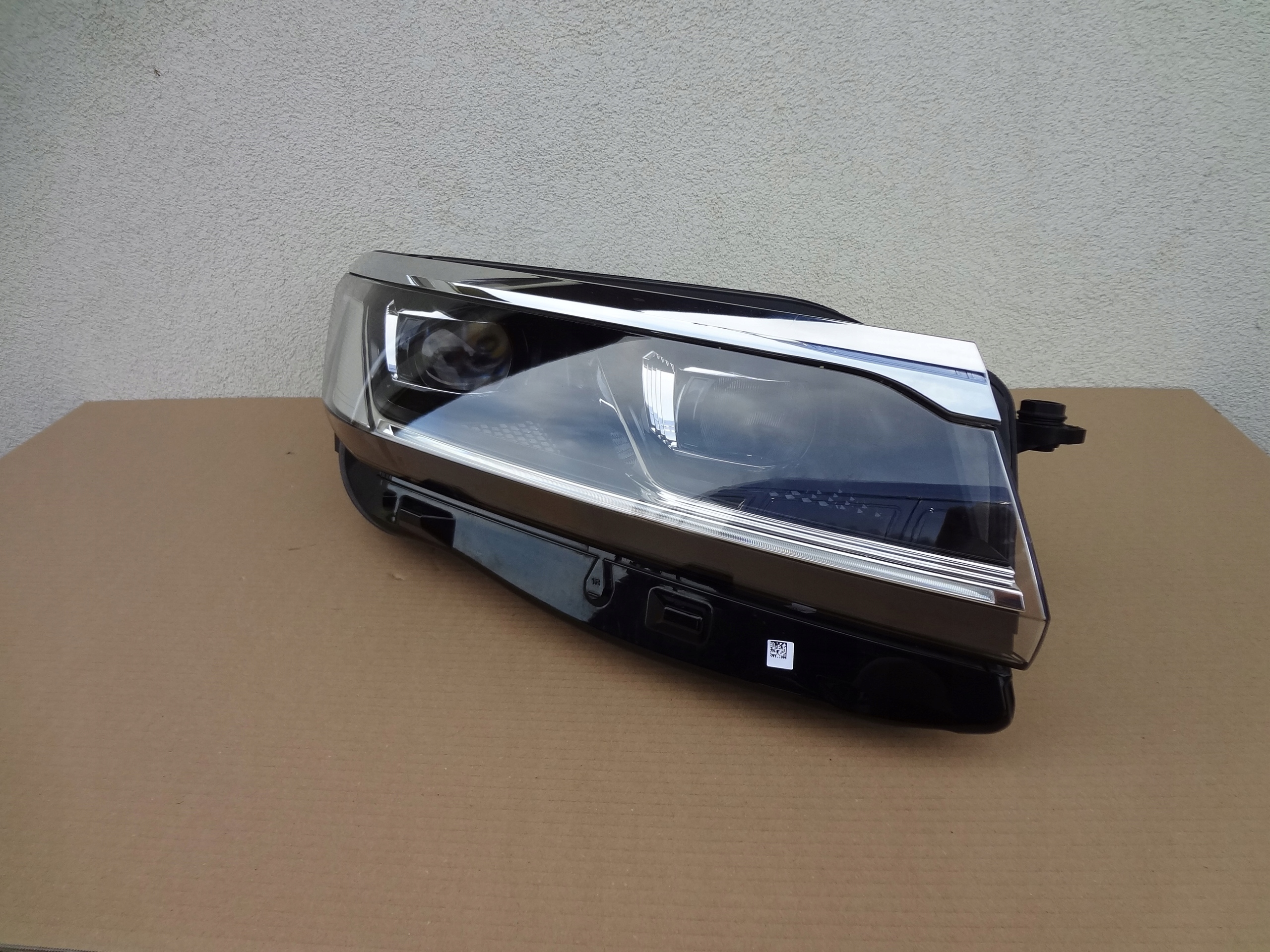 VW TOUAREG 2017+ REFLEKTOR LAMPA PRAWA 761941036 - obrazek 13