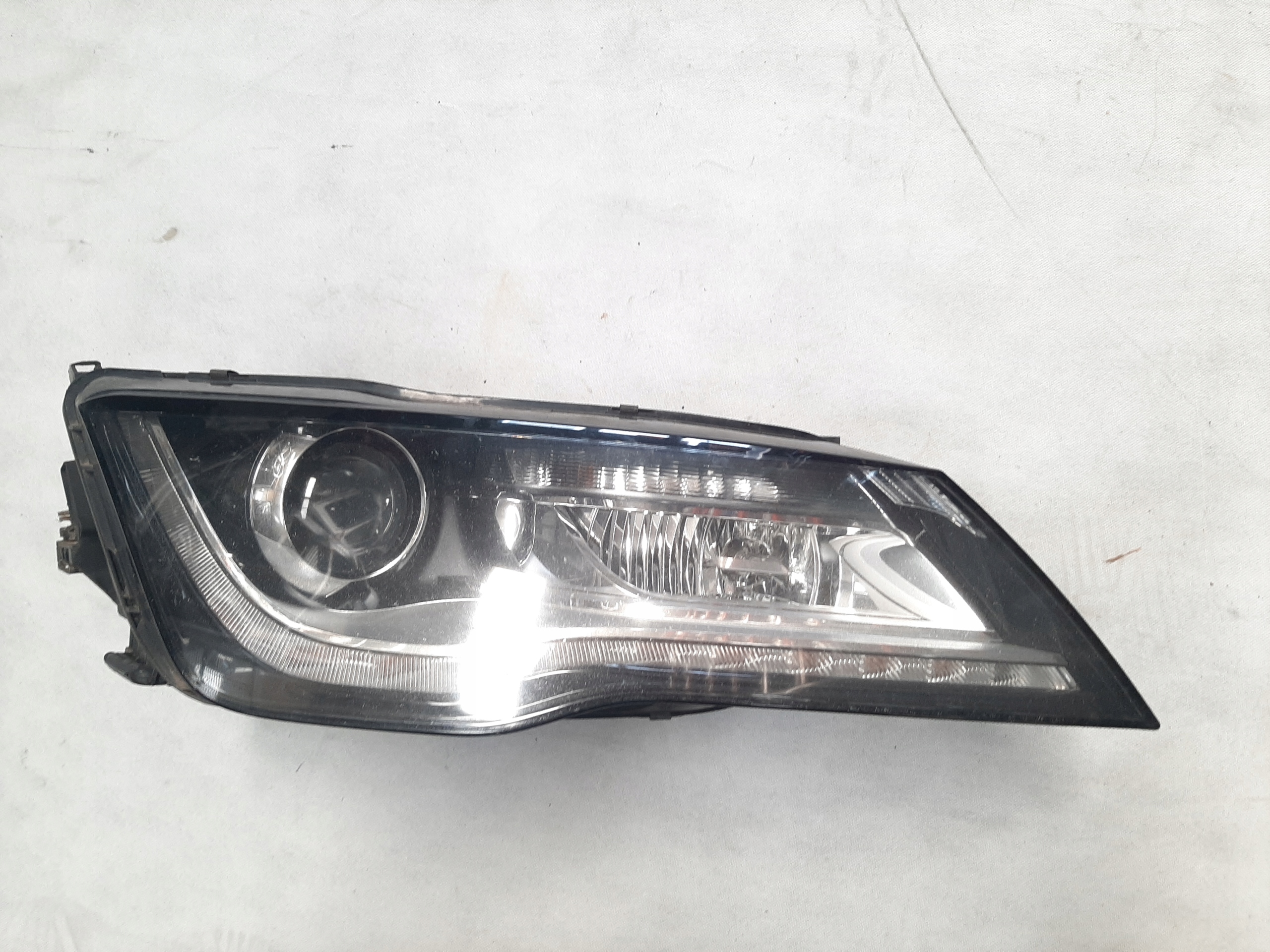 AUDI A7 SPORTBACK 2010- REFLEKTOR LAMPA PRAWY PRZÓD XENON 4G8941004AE - obrazek 3