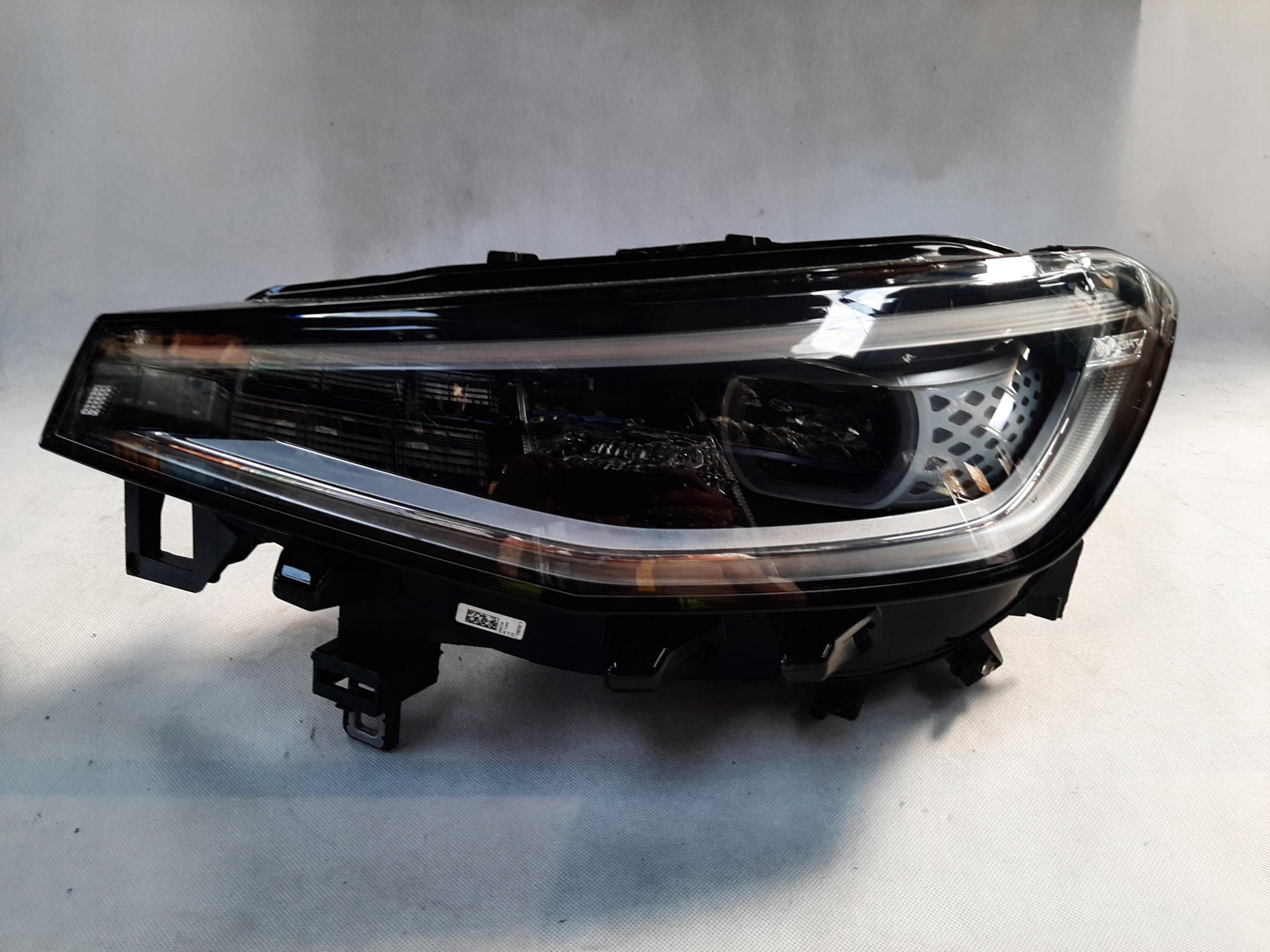 VW ID.4 REFLEKTOR LED LAMPA PRZÓD PRZEDNIA LEWA 11B941035M