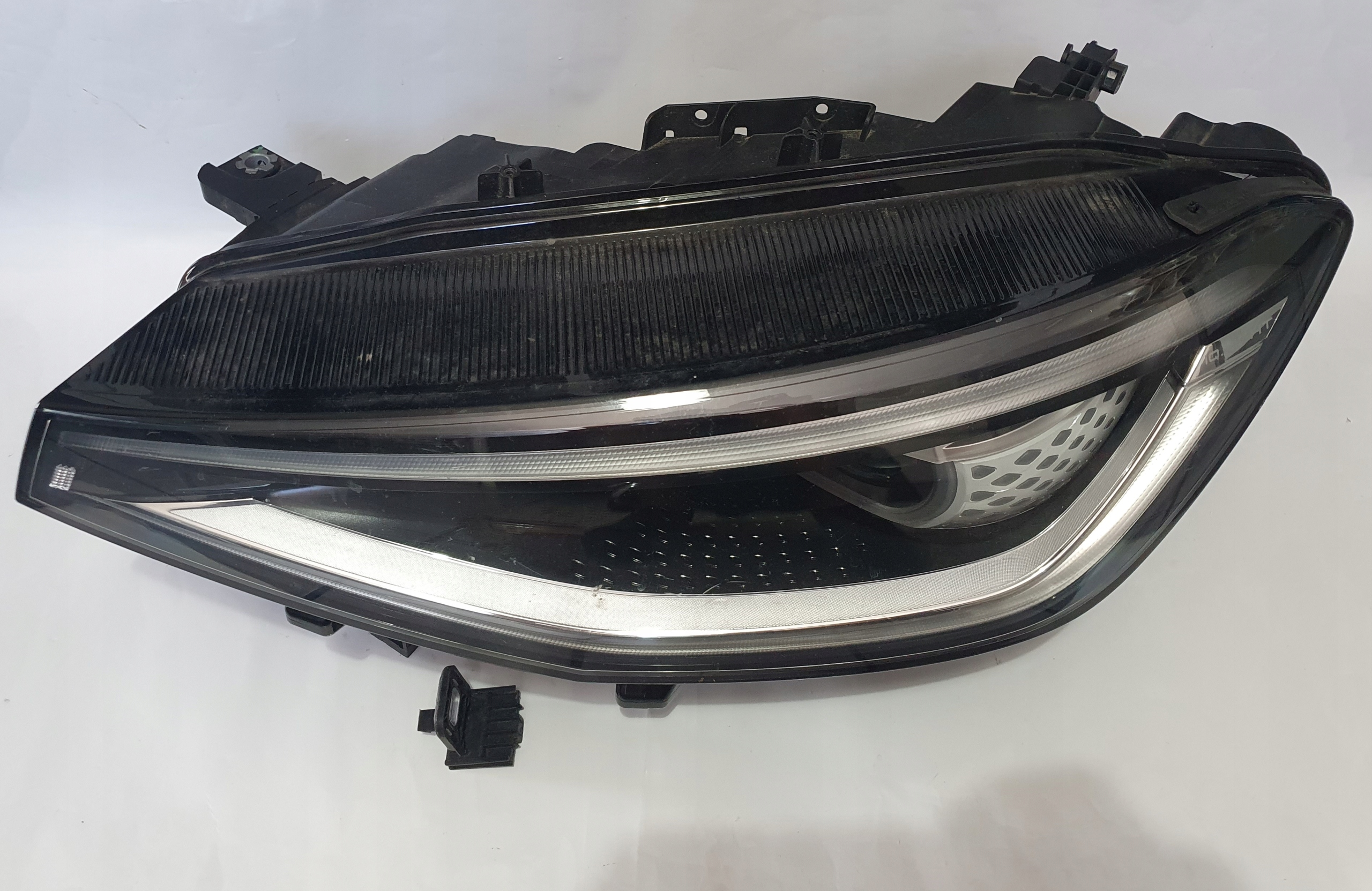 VW ID.4 REFLEKTOR LED LAMPA PRZÓD PRZEDNIA LEWA 11B941035K