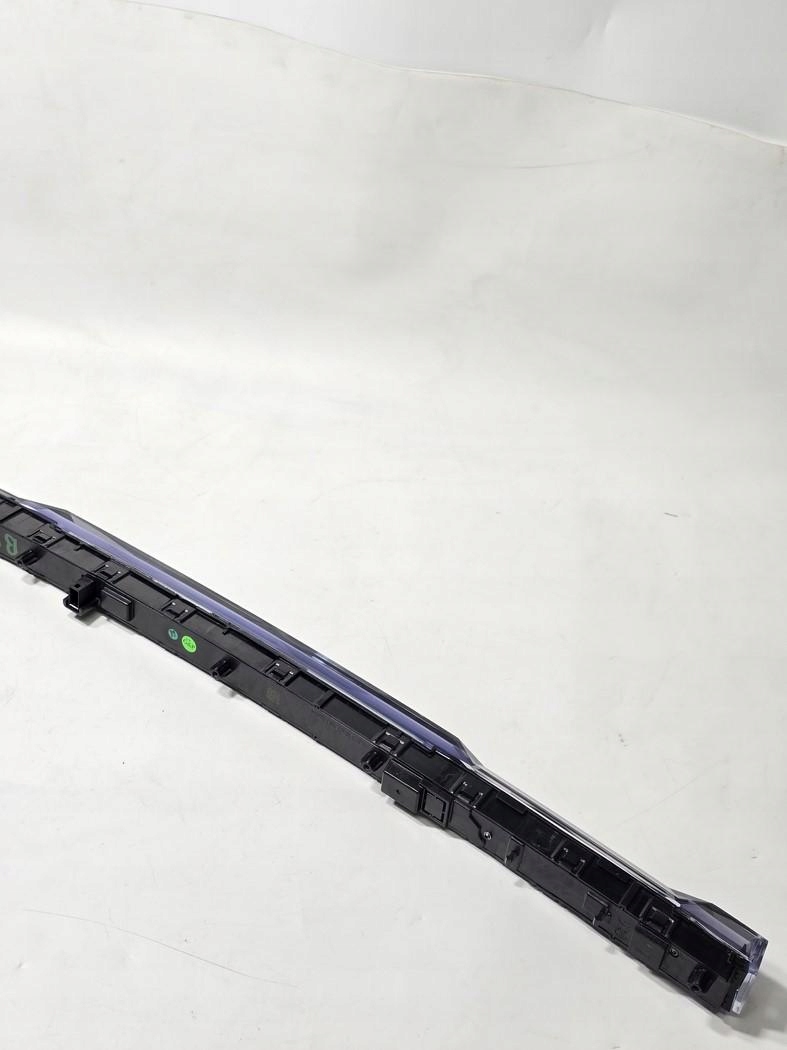 BMW i7 G70 LISTWA OZDOBNA PANEL PRZYCISK ŚWIATEŁ AWARYJNYCH 173138 5A7DCC0 - obrazek 10