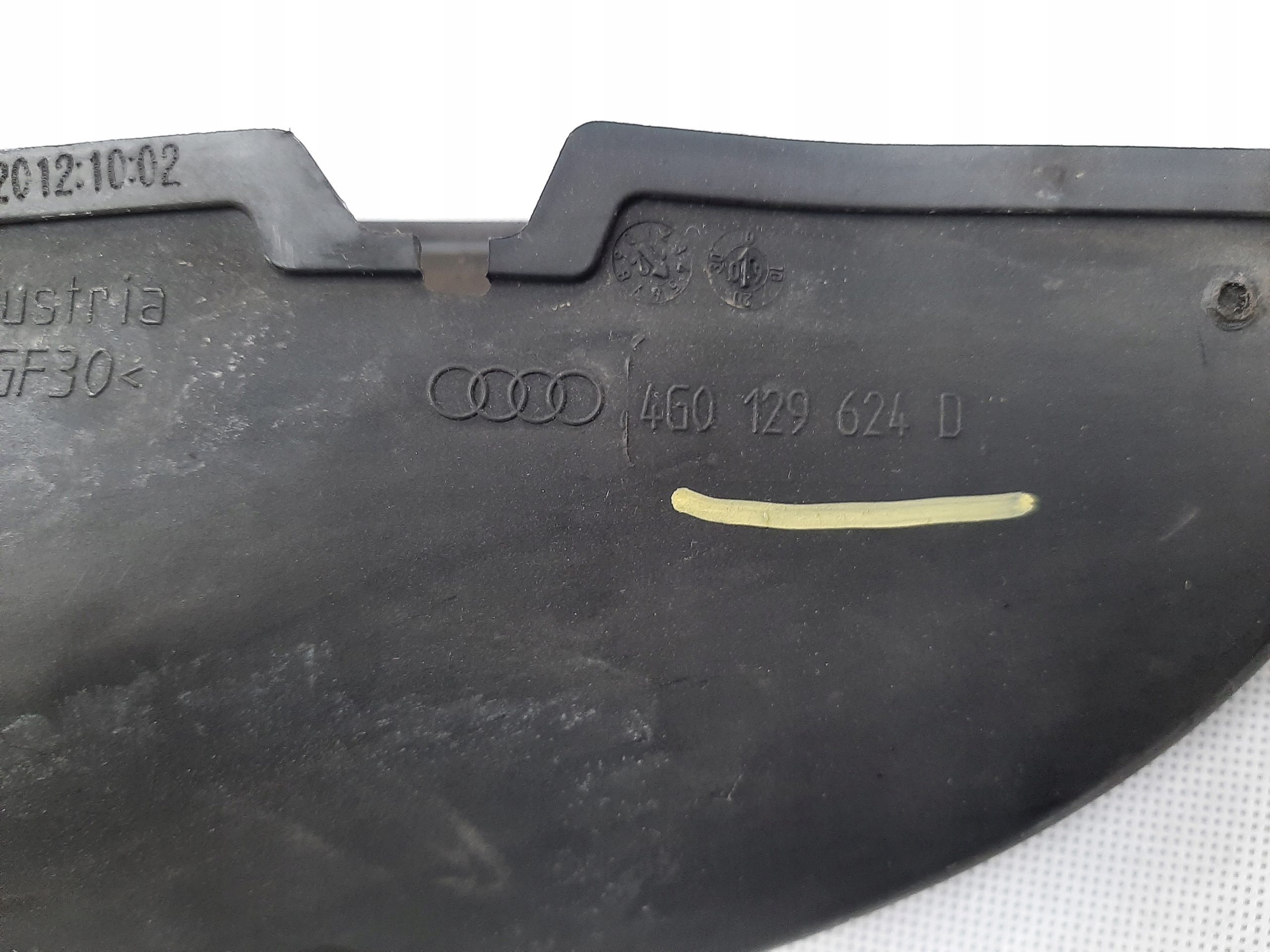 AUDI A6 C7 3.0 TDI 2010-2018 WLOT ŁAPACZ POWIETRZA 4G0129624D - obrazek 3