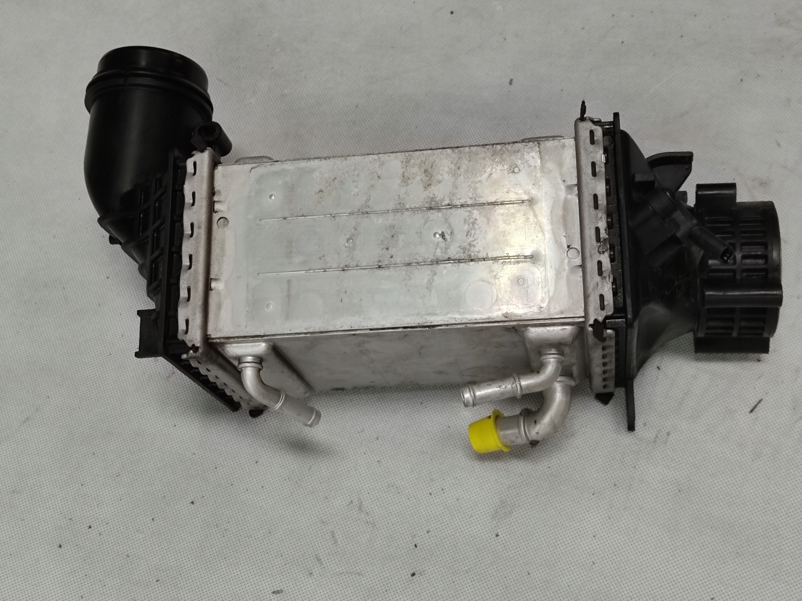 VW GOLF VIII INTERCOOLER CHŁODNICA POWIETRZA 04E145785E - obrazek 6