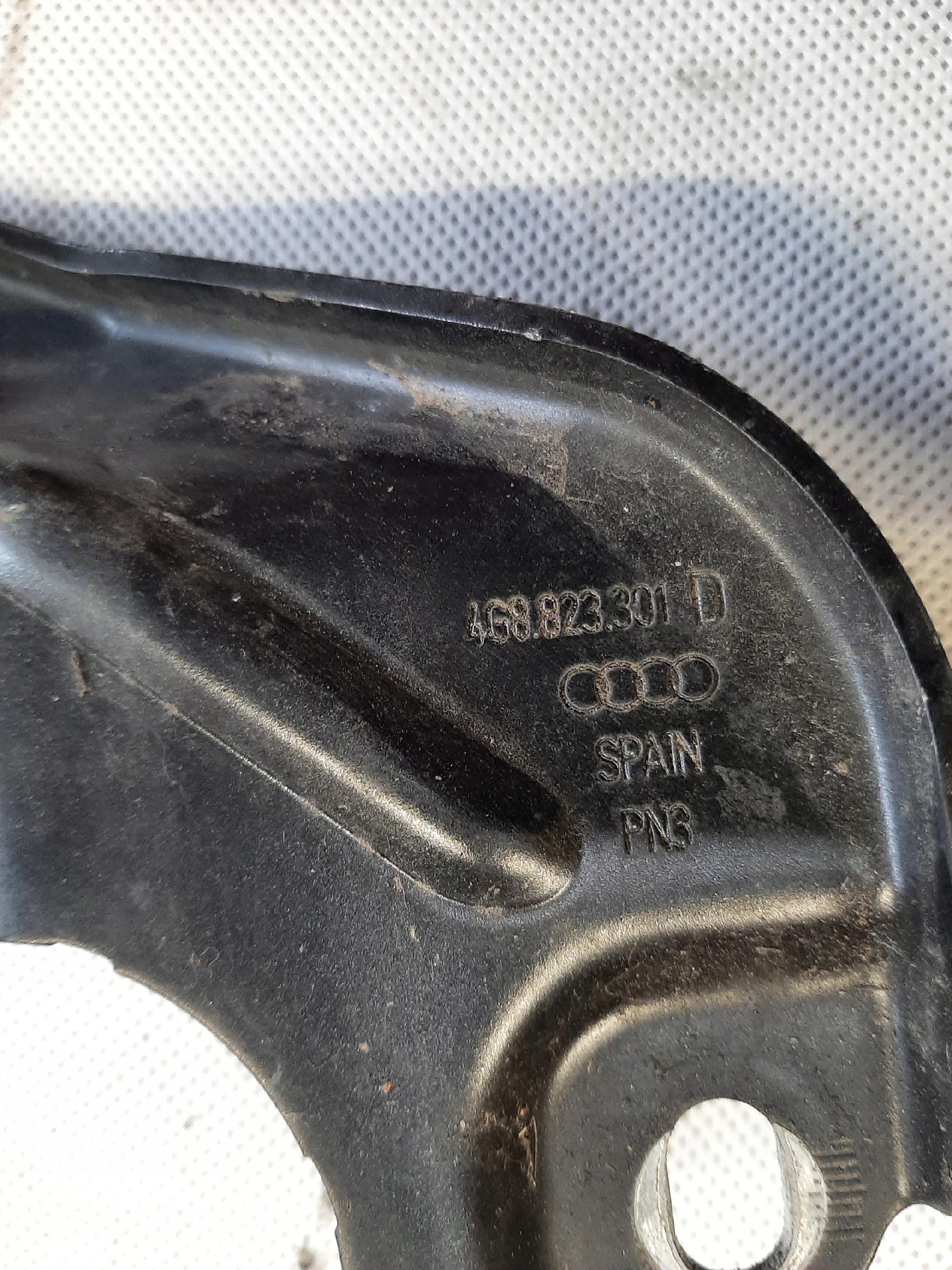 AUDI A6 C7 11-14 ZAWIAS MASKI KLAPY SILNIKA LEWY 4G8823301D - obrazek 2