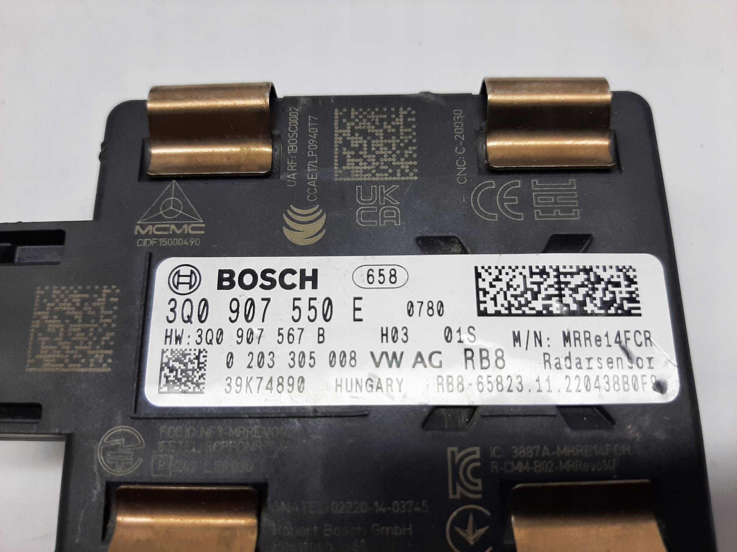 VOLKSWAGEN PASSAT B8 2014- RADAR DISTRONIC PRZÓD 3Q0907550E 3Q0907567B - obrazek 3