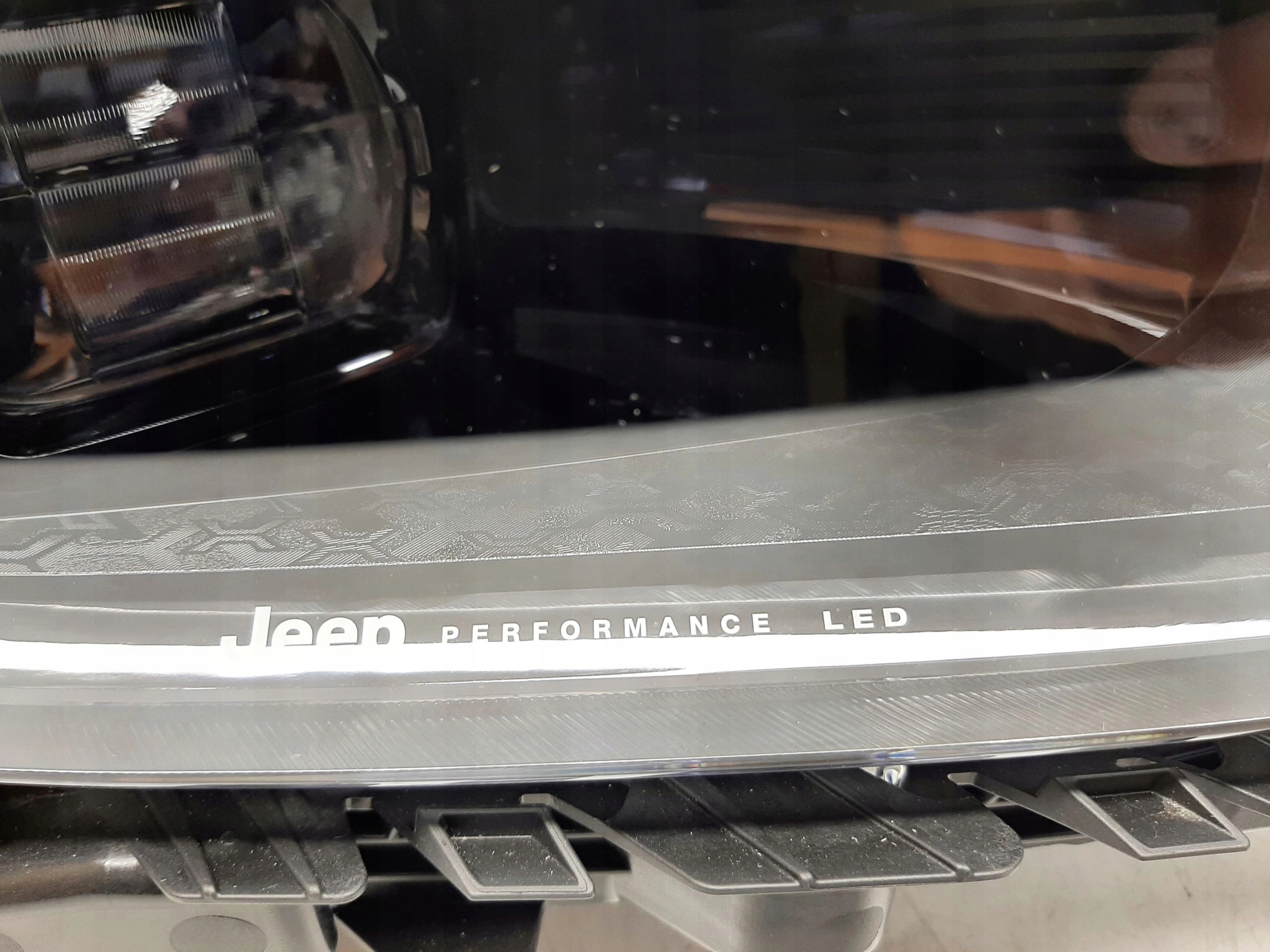 JEEP AVENGER LAMPA REFLEKTOR PRAWY PRZÓD PRZEDNI LED 52218717 - obrazek 3