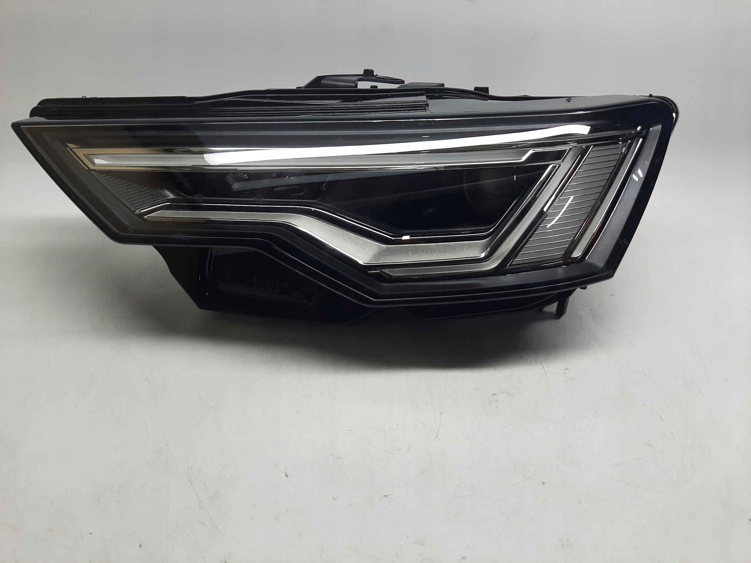 Audi A6 C8 2017-> Reflektor Lampa Przód Lewy Full LED 4K0941039C - obrazek 3