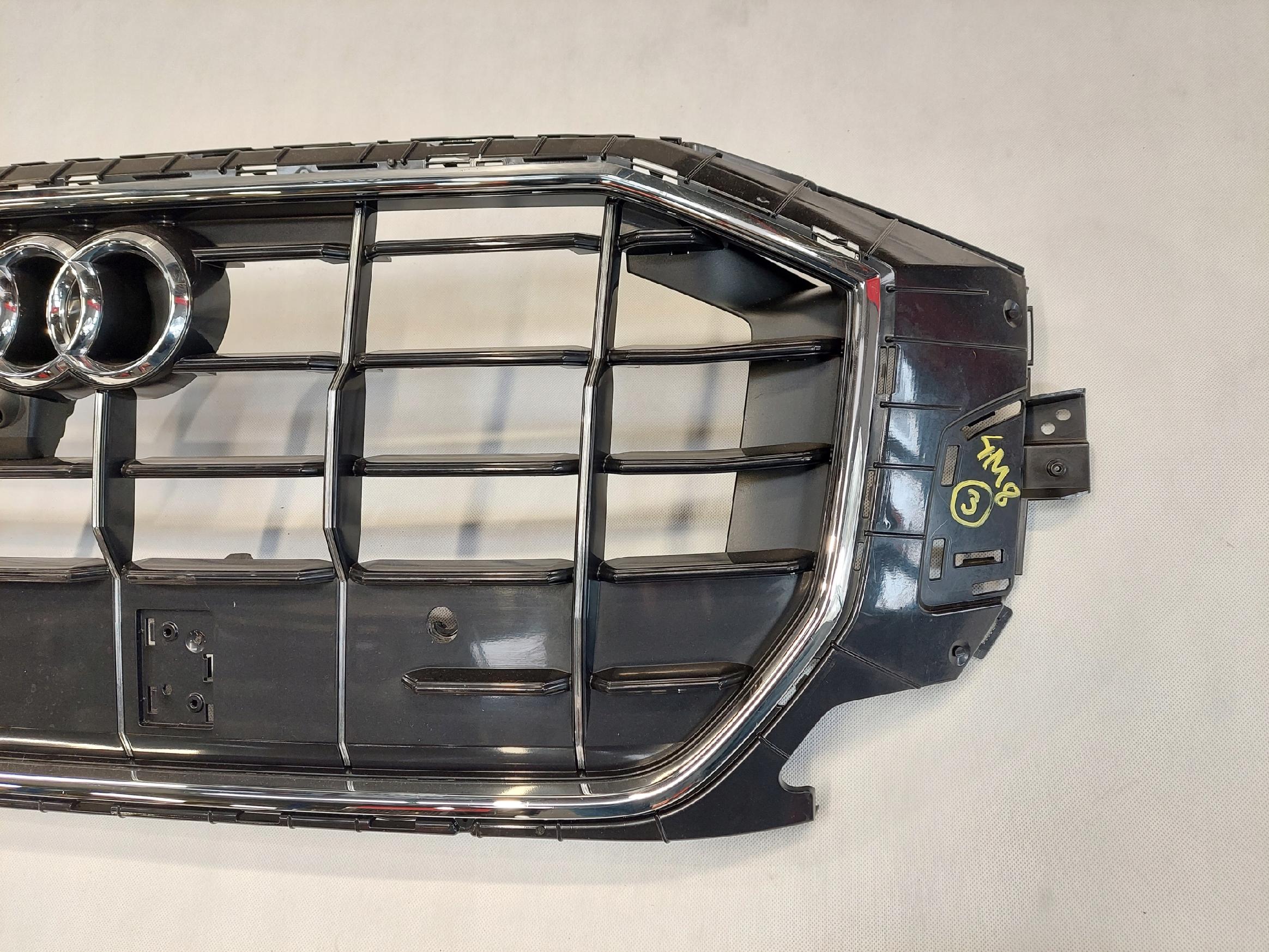 Audi Q8 Atrapa Grill Przód 4M8853651 4M8853651A 4M8853651C - obrazek 4
