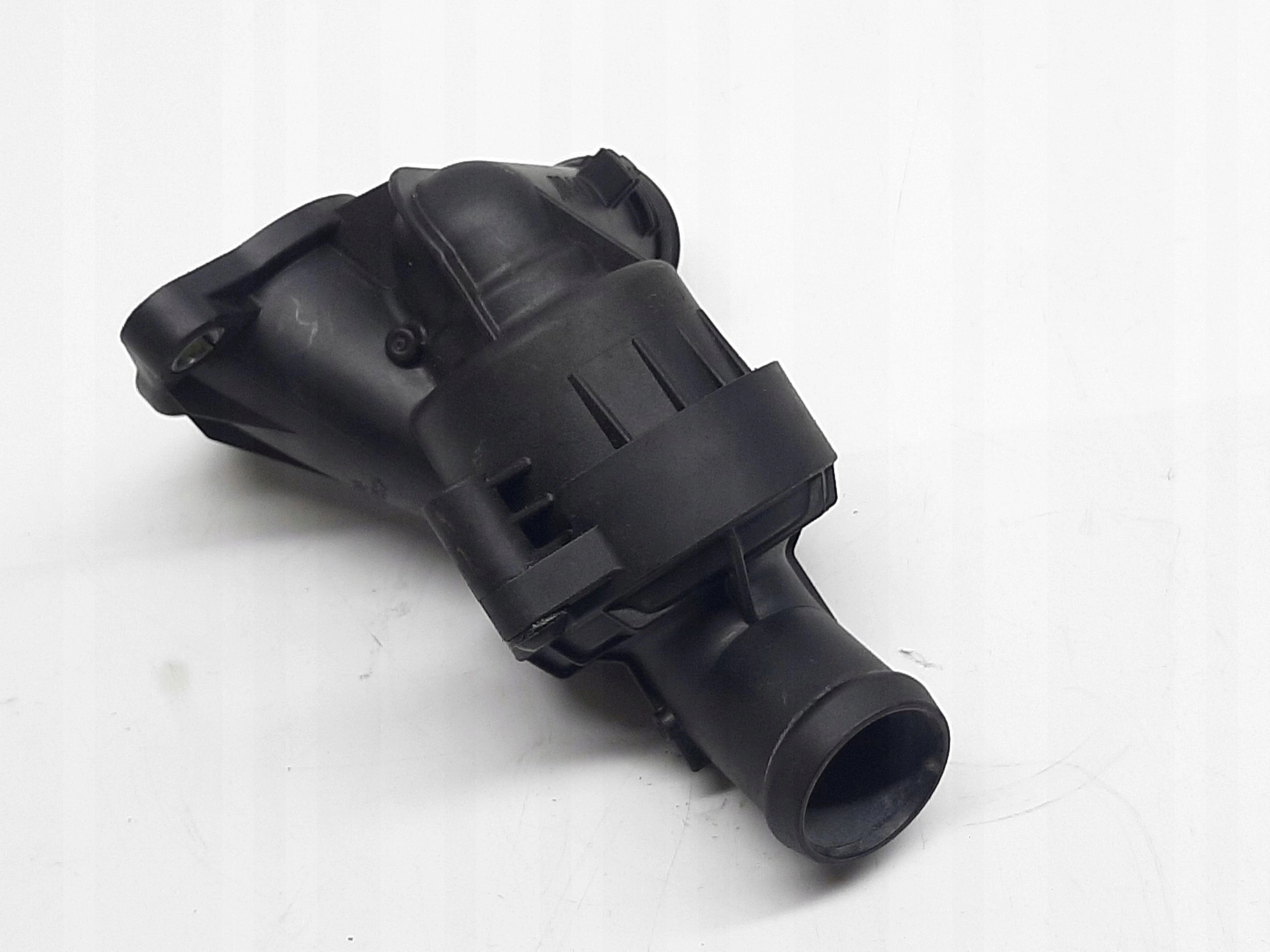 AUDI VW SEAT SKODA 1.4 TDI OBUDOWA TERMOSTATU TERMOSTAT 04B121026C - obrazek 3