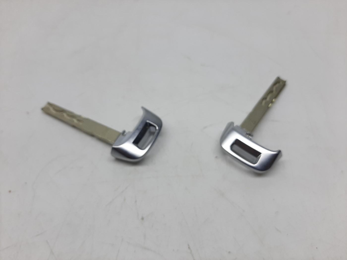 AUDI A6 C8 A7 C8 A8 D5 Q8 4M KOMPLET KLUCZY WKŁADKA PILOT ZESTAW 4M8800375B - obrazek 11