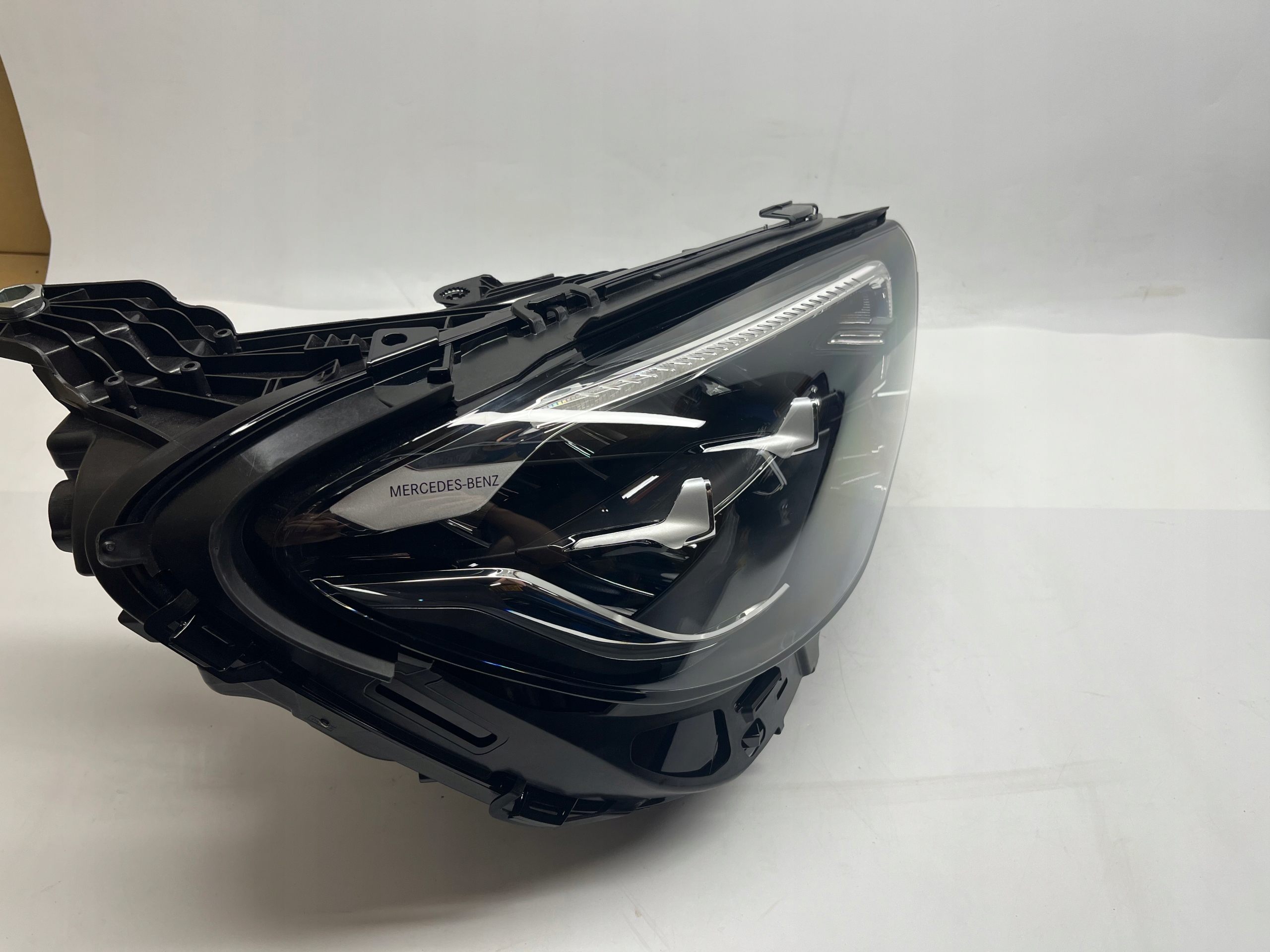 Mercedes-Benz Klasa E W213 Reflektory Lampy A2139067609 A2139067509 - obrazek 4