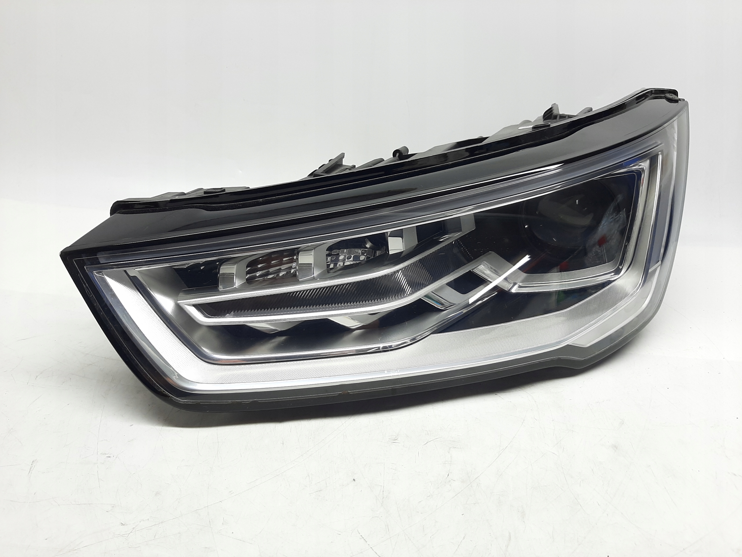 AUDI A1 LIFT 2014-2018 LAMPA REFLEKTOR LED LEWY PRZÓD 8XA941005A - obrazek 4