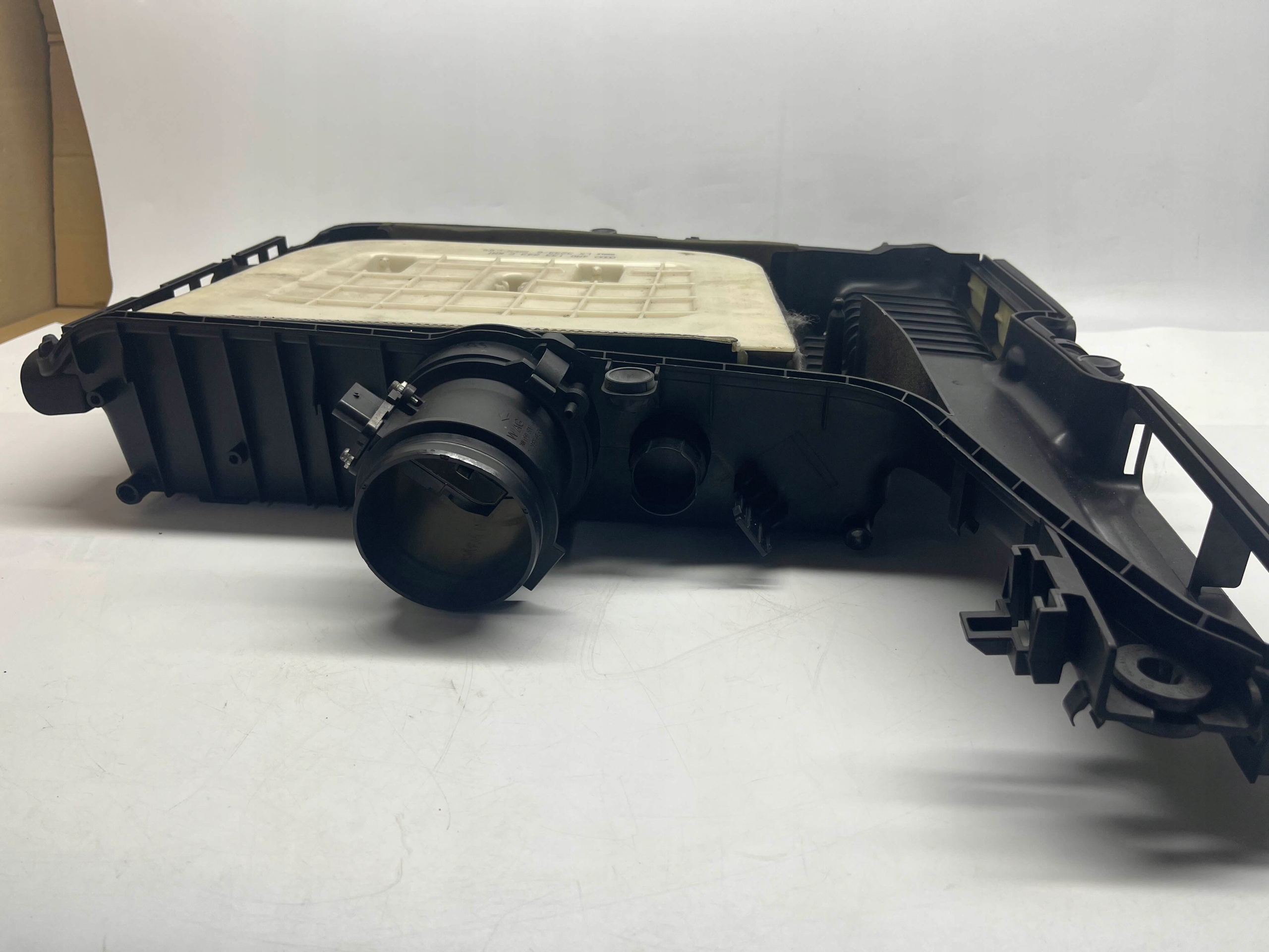 AUDI Q7 3.0 TDI OBUDOWA FILTRA POWIETRZA 4M0133837 - obrazek 3