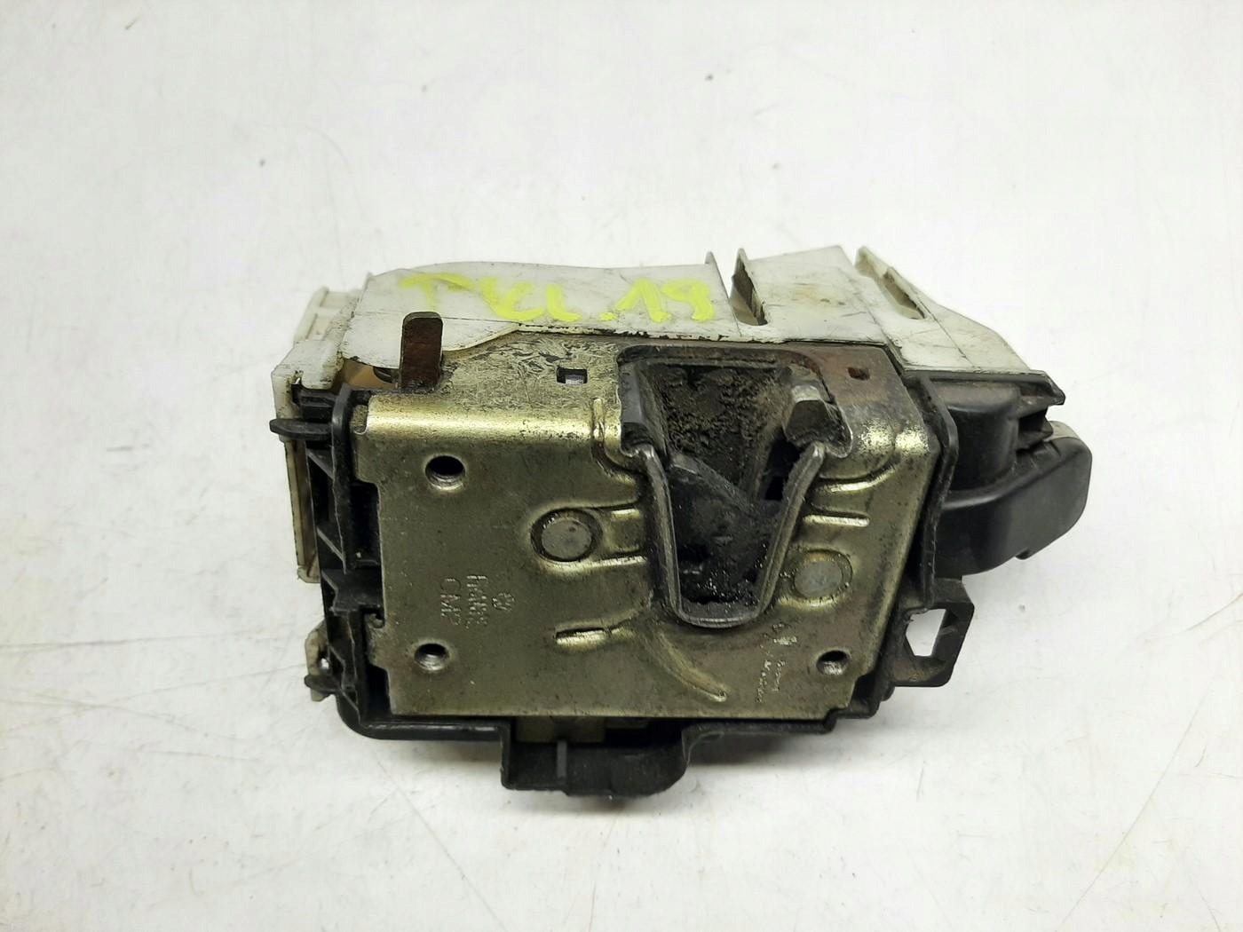 VW GOLF III ZAMEK DRZWI PRAWY TYŁ 1H4862154 1H4839016A - obrazek 7