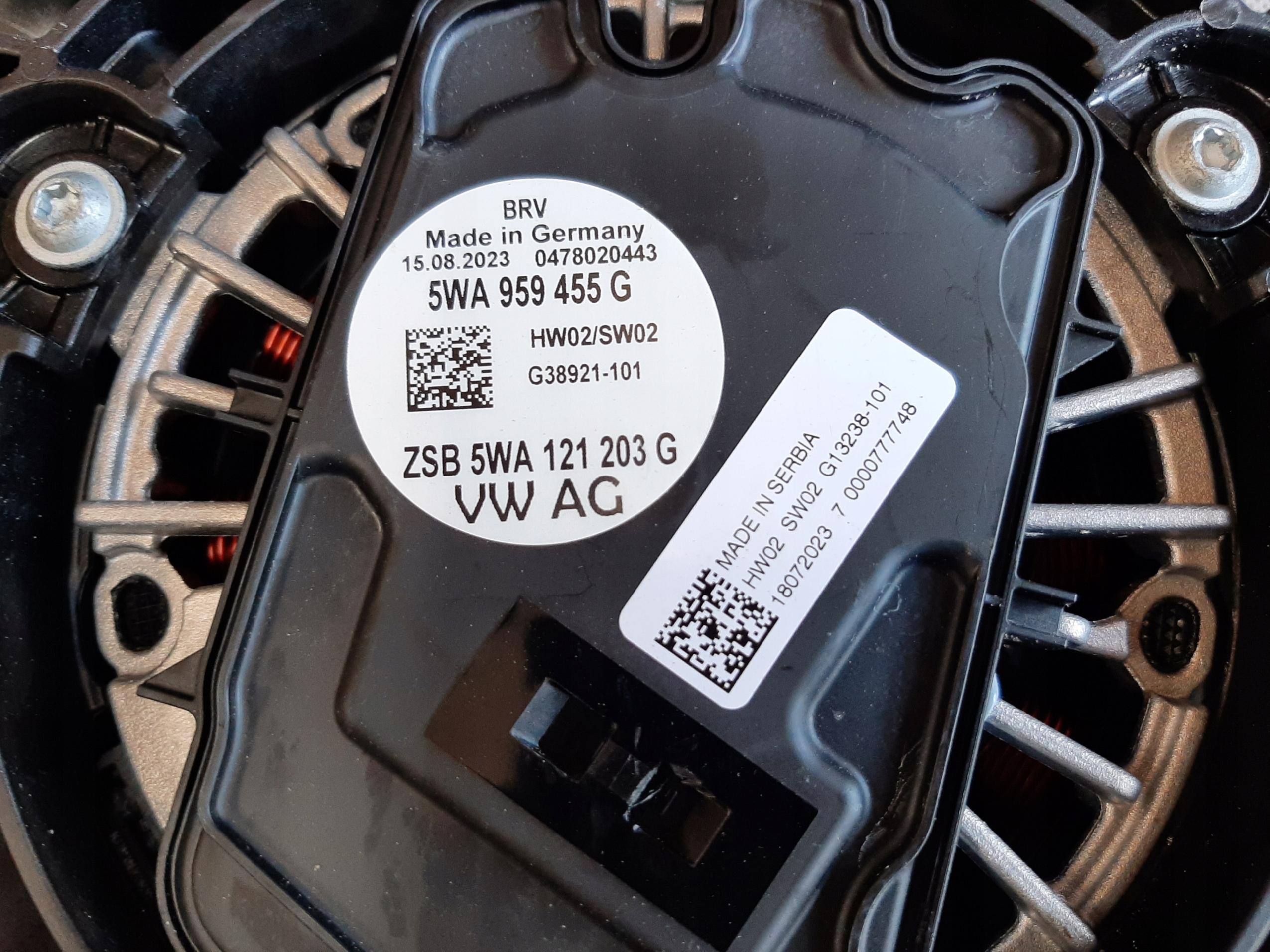 VW GOLF VIII 1.5 TSI 2019- WENTYLATOR CHŁODNICY OBUDOWA 5WA959455G - obrazek 3