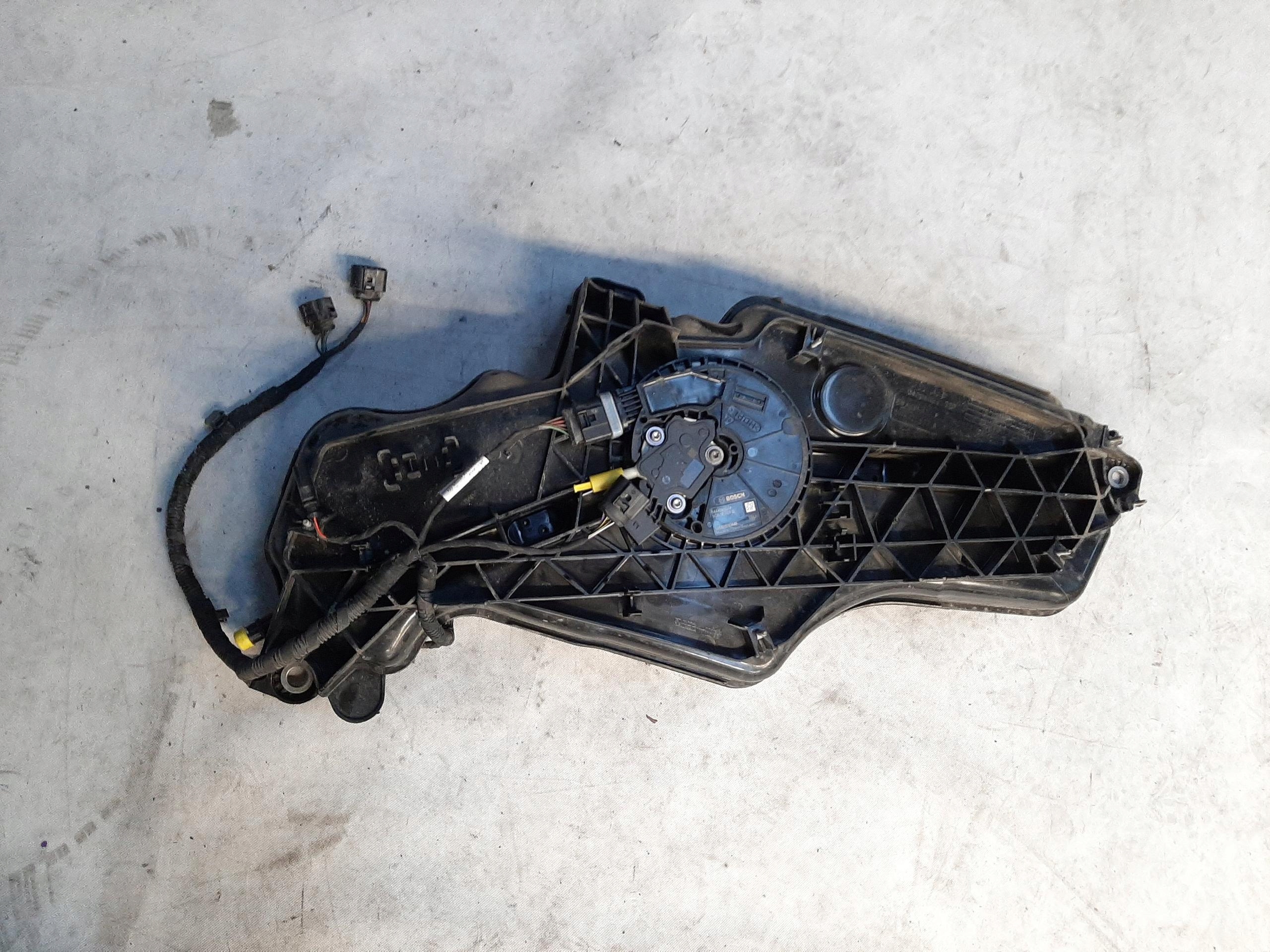 VW GOLF VIII ZBIORNIK POMPA ADBLUE 5WA131877R 5Q0131969G - obrazek 7