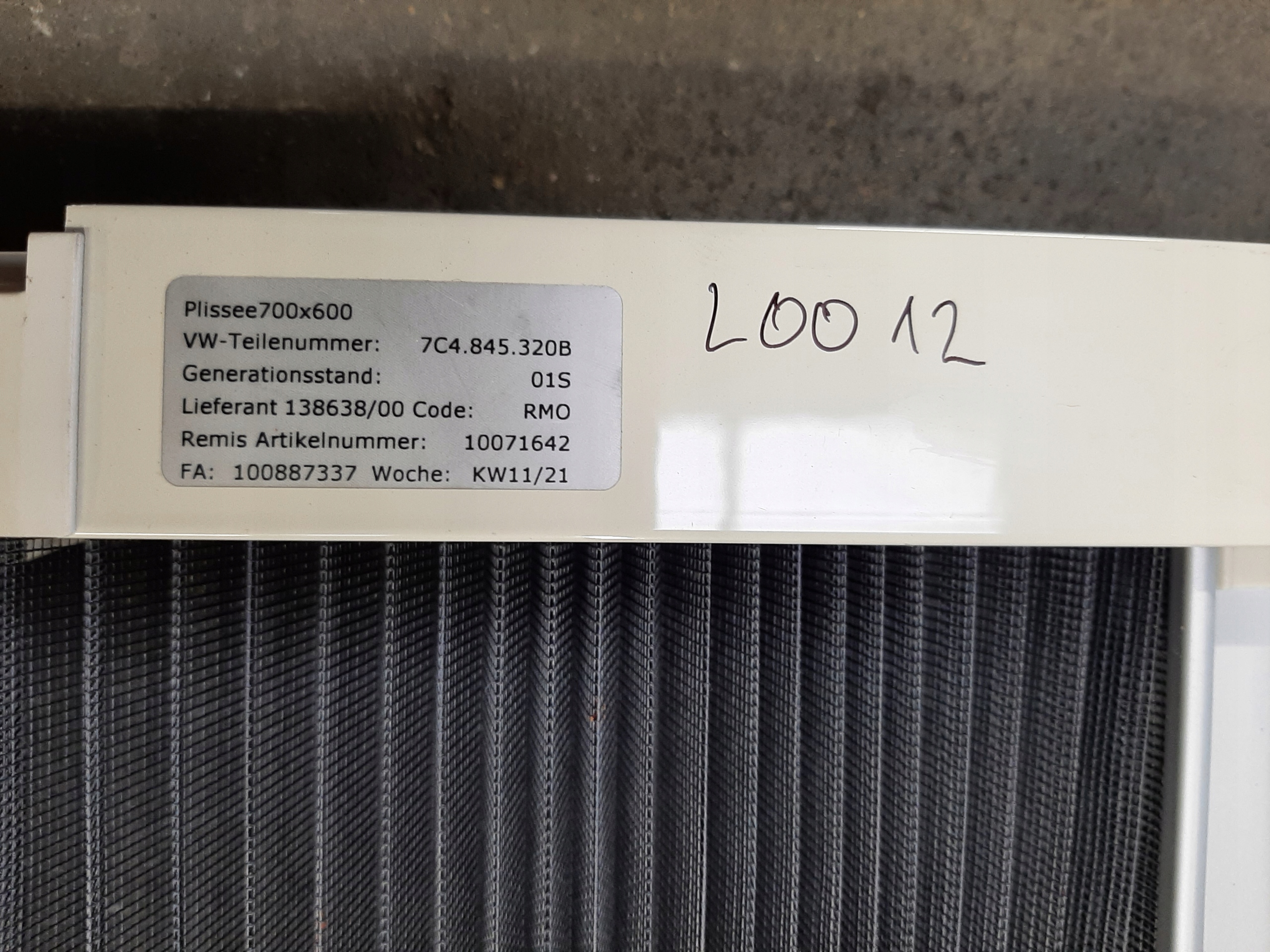 VW CRAFTER II GRAND CALIFORNIA KAMPER 700x600 OKNO ROLETA 7C4845320B - obrazek 4