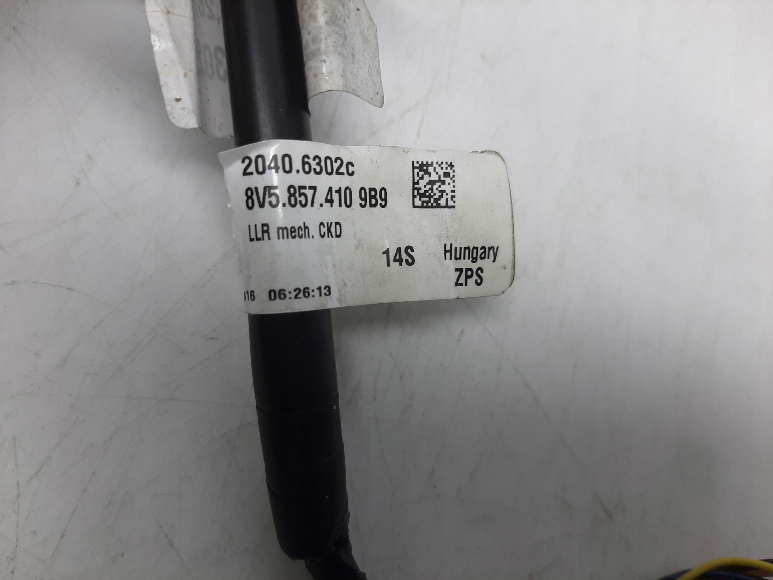 AUDI A3 8V LUSTERKO ZEWNĘTRZNE PRAWE 6 PIN EUROPA 8V5857410 - obrazek 3