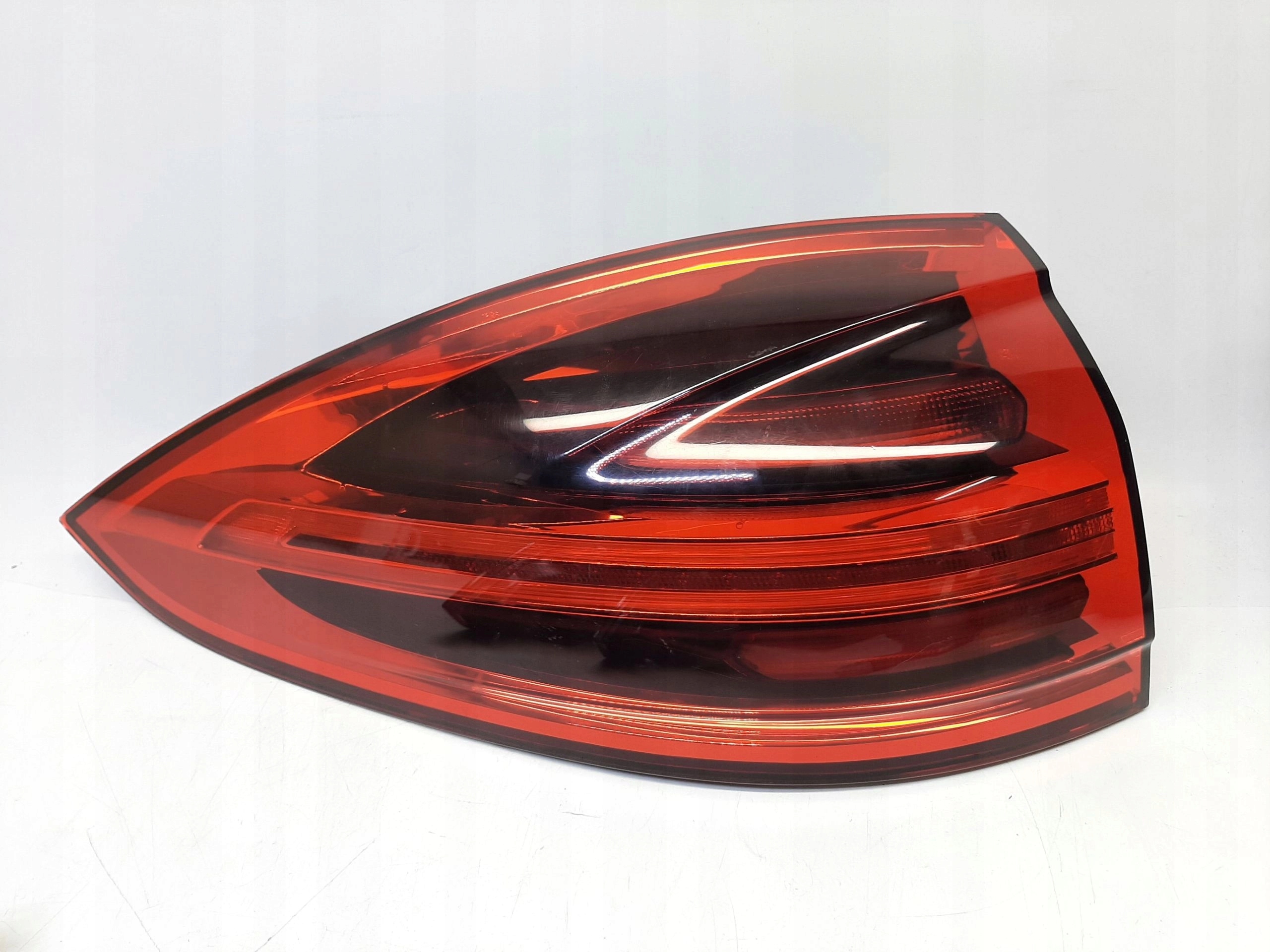 Porsche Cayenne GTS Lift (2015-2017r.) Lampa Tył Lewa SAE 7P5945207R - obrazek 2