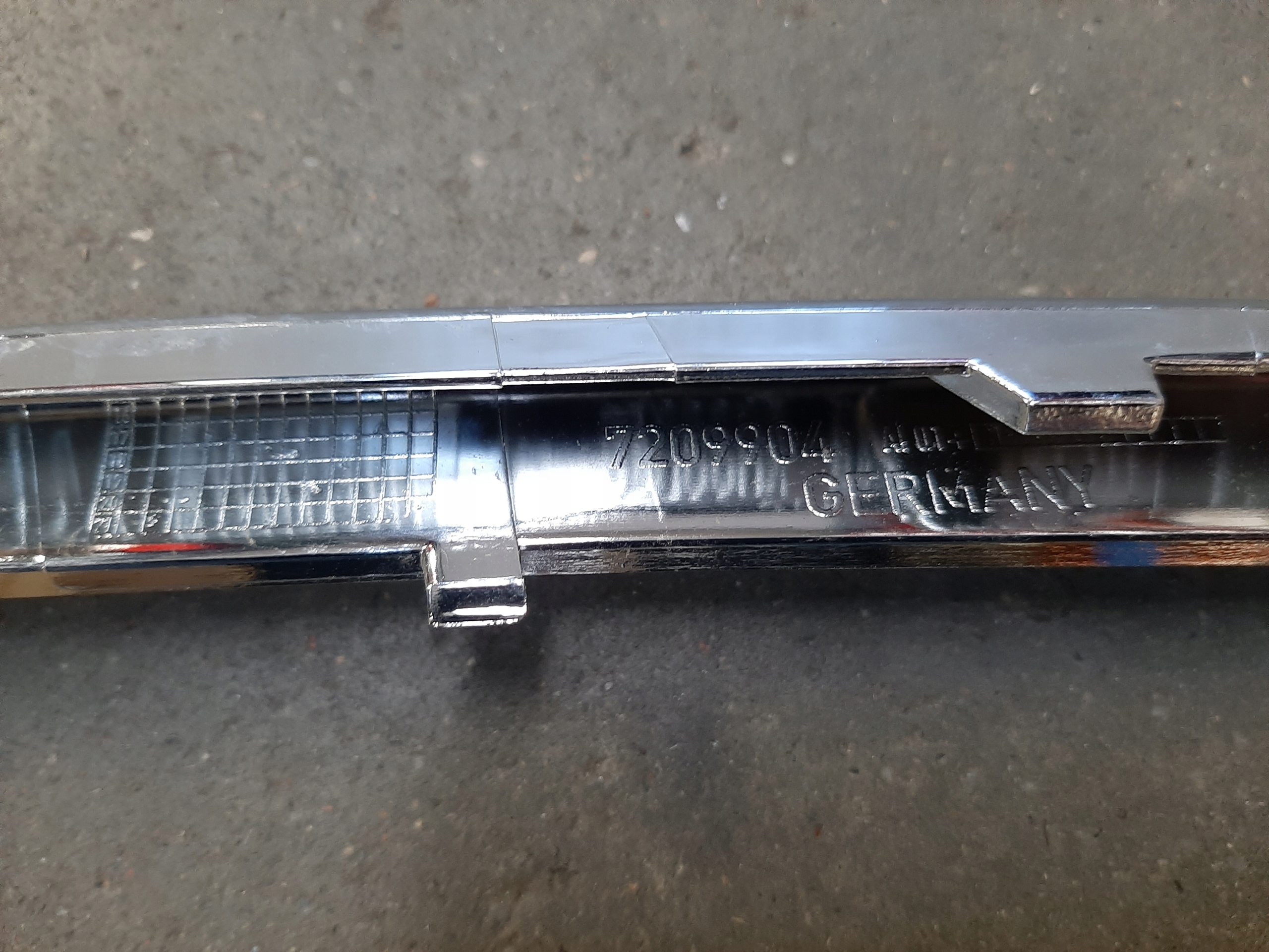 MINI ONE COOPER R56 LISTWA NAKŁADKA ATRAPY PRZÓD 7209904 - obrazek 4
