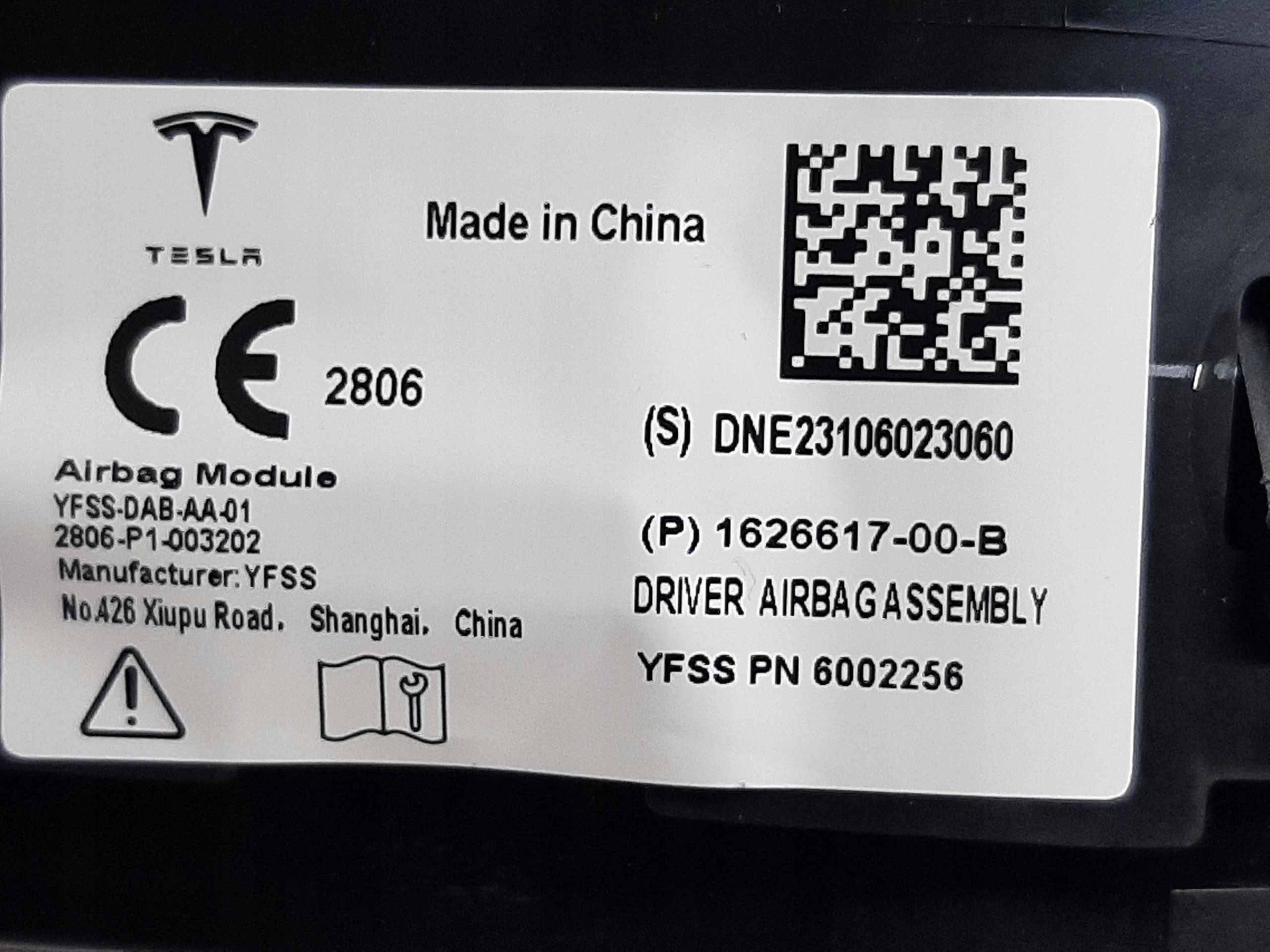 TESLA MODEL Y 2019- AIRBAG PODUSZKA KIEROWCY 1626617-00-B - obrazek 4
