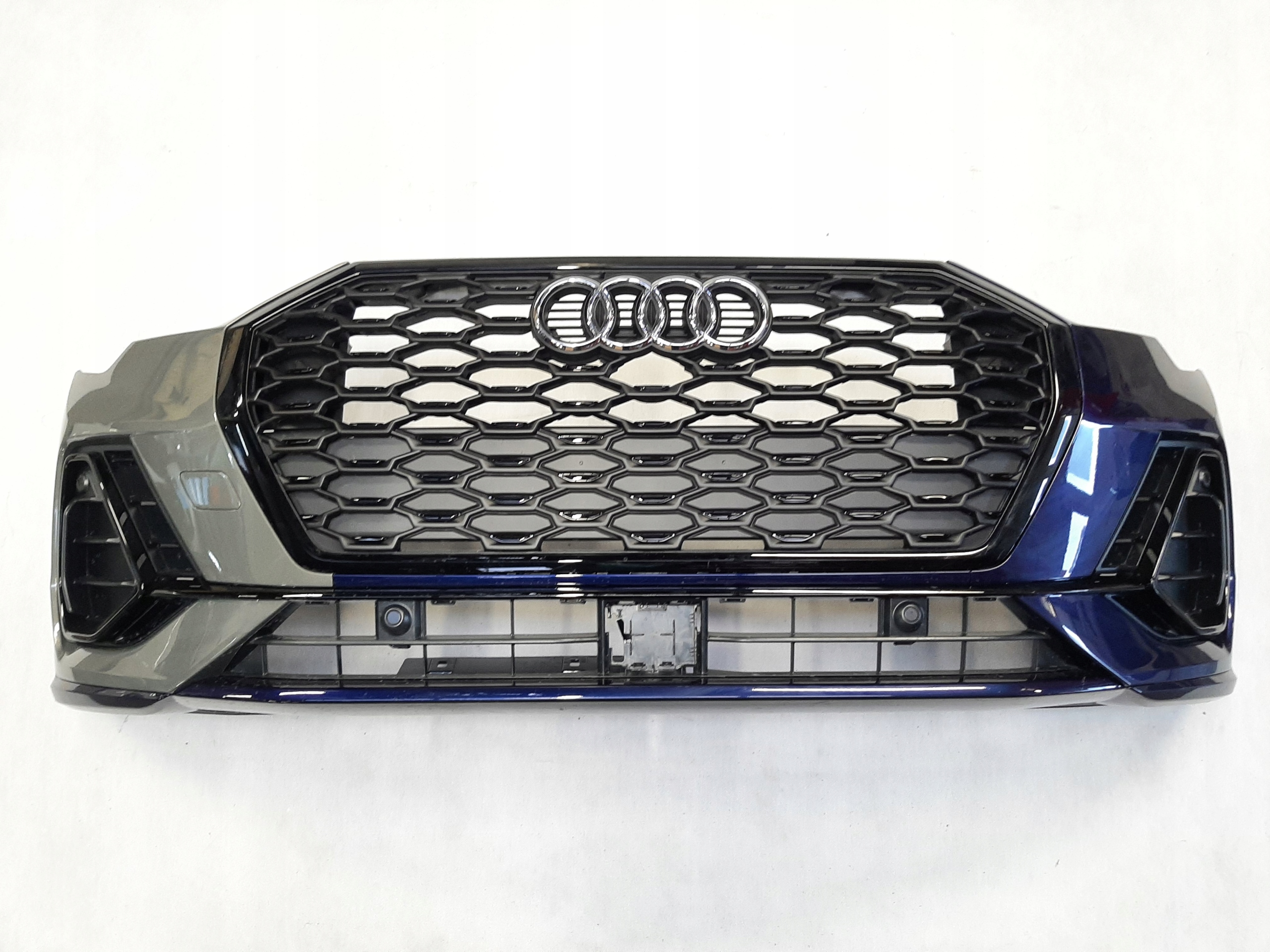 AUDI Q3 S-LINE ZDERZAK PRZÓD PRZEDNI 83A807437D