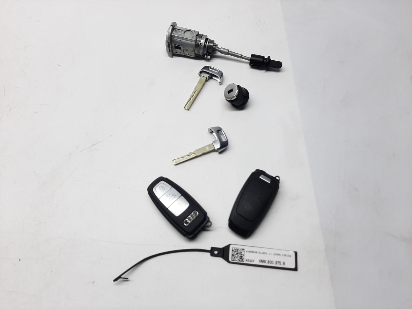AUDI A6 C8 A7 C8 A8 D5 Q8 4M KOMPLET KLUCZY WKŁADKA PILOT ZESTAW 4M8800375B - obrazek 2